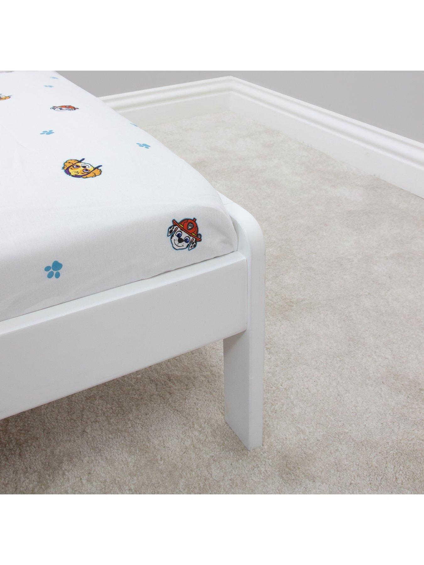 Image 3 of 6 of Paw Patrol Missions Fitted Sheet
