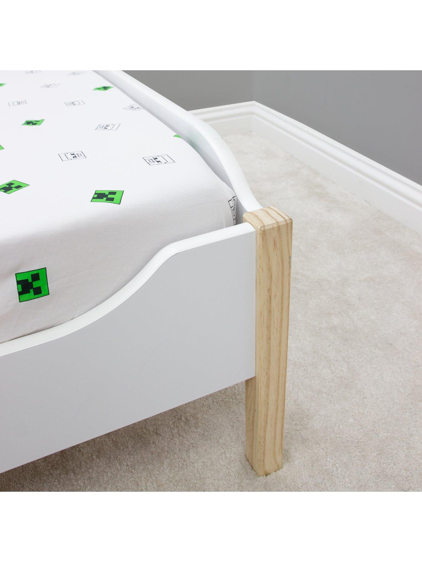 Image 3 of 7 of Minecraft Grids Fitted Sheet- Single