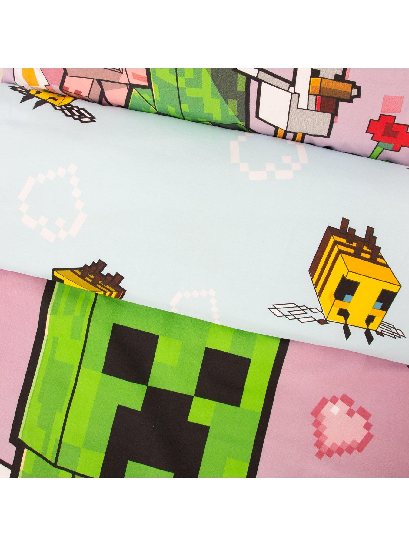 Image 5 of 7 of Minecraft Group Panel Duvet- Single