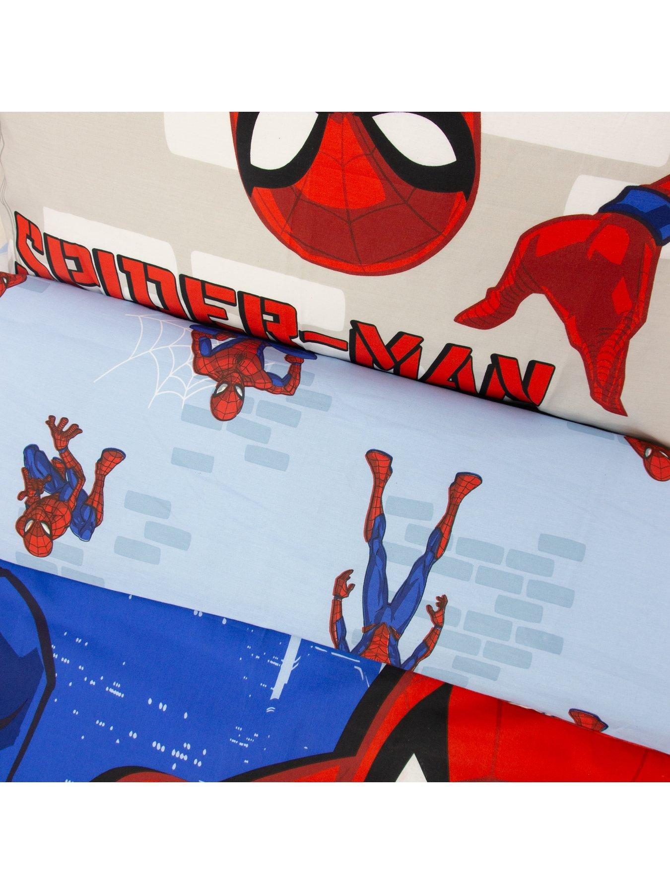 Image 5 of 7 of Spiderman Adventure Panel Duvet- Single