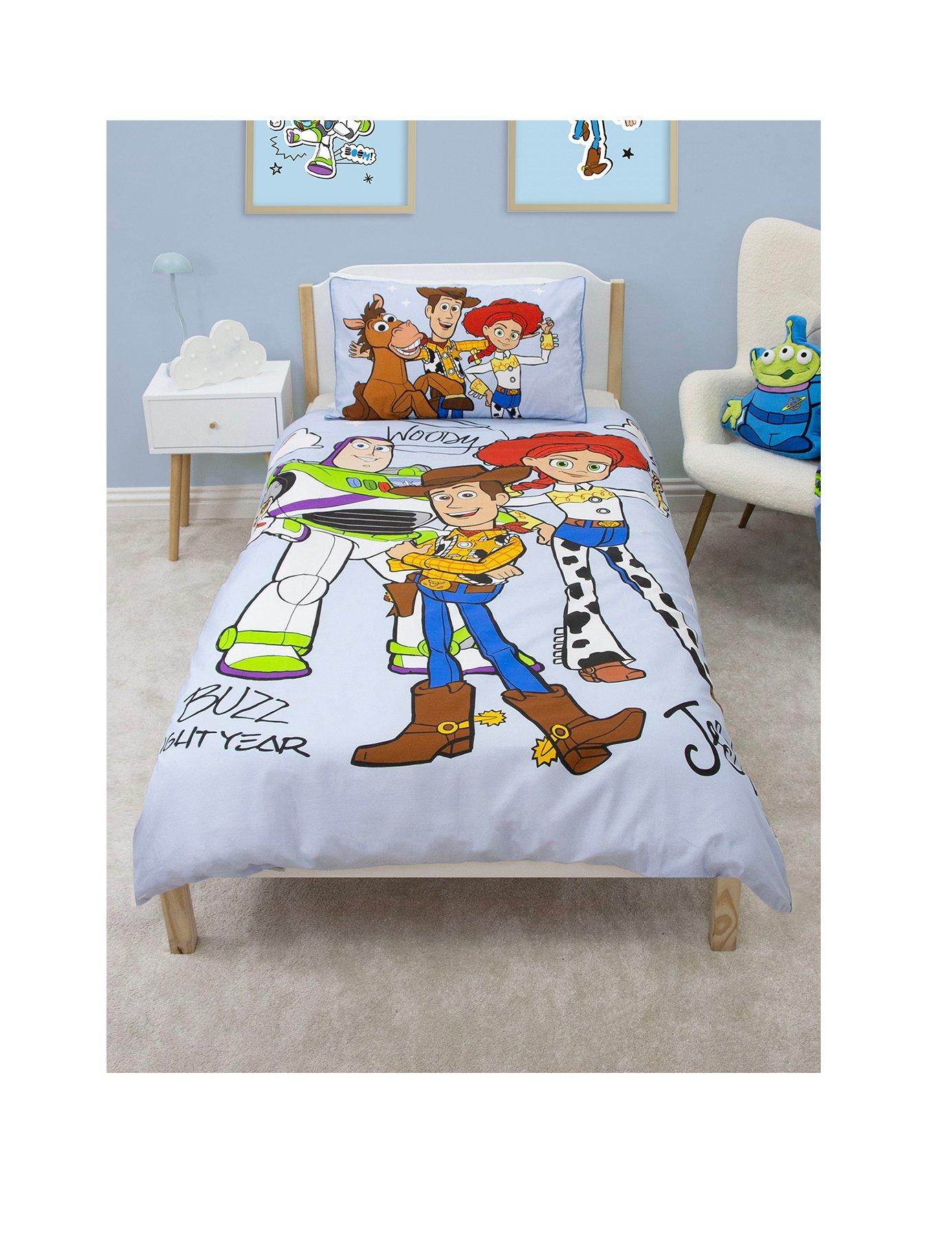 Image 2 of 5 of Toy Story Explore Panel Duvet- Single
