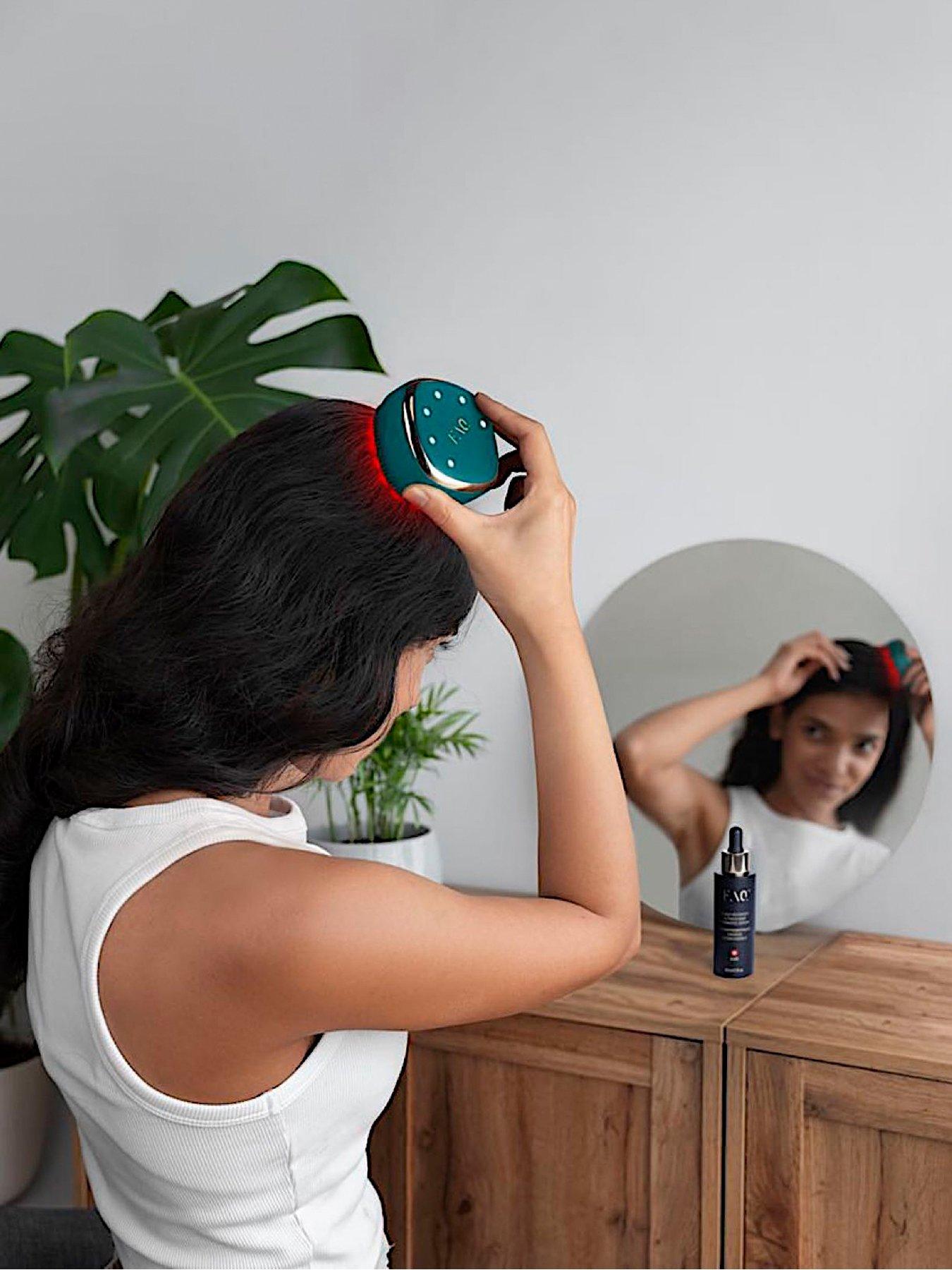 Image 5 of 5 of FOREO FAQ 301 - LED Hair Strengthening Scalp Massager