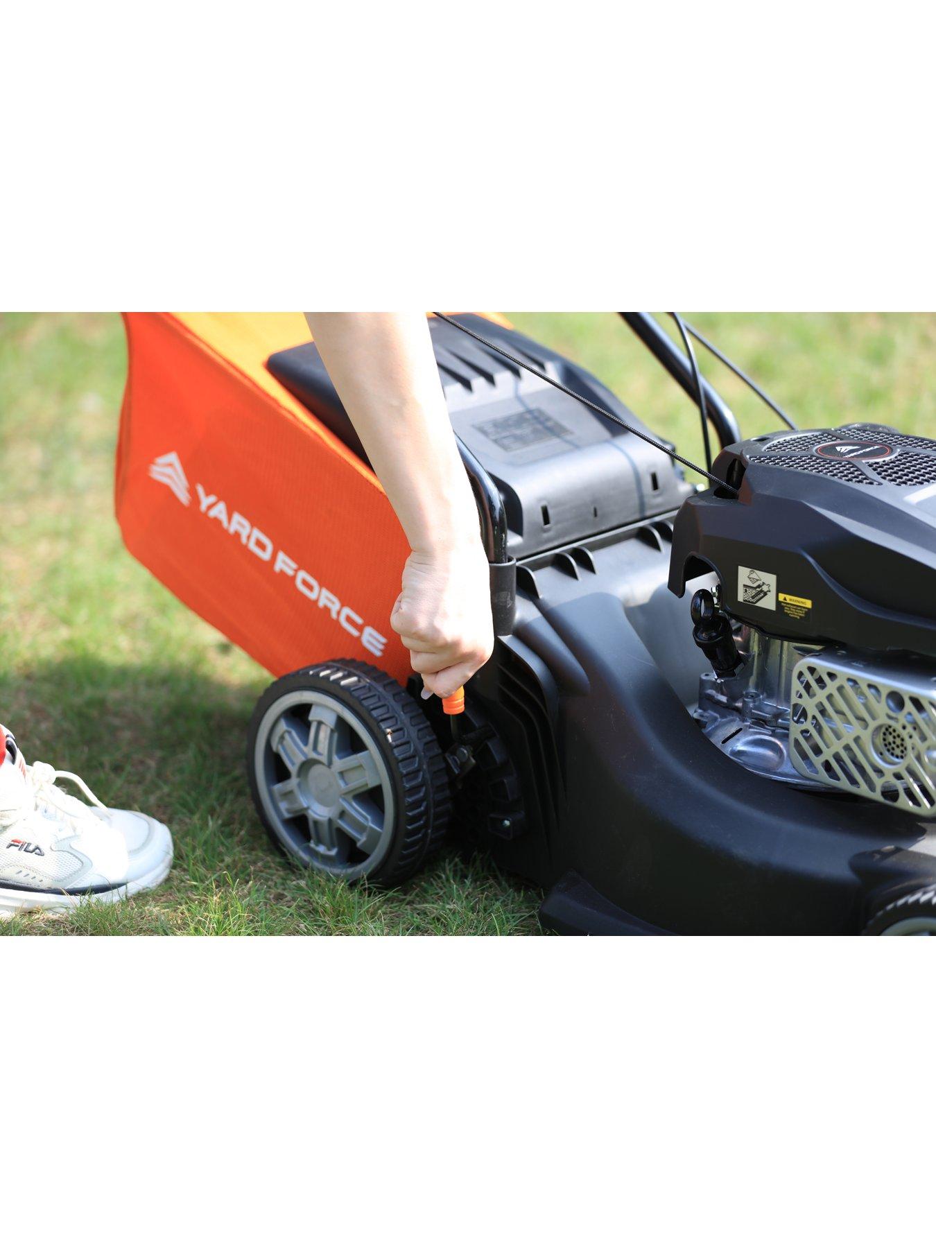  image of yard-force-40cm-self-propelled-rato-engine-lawnmower