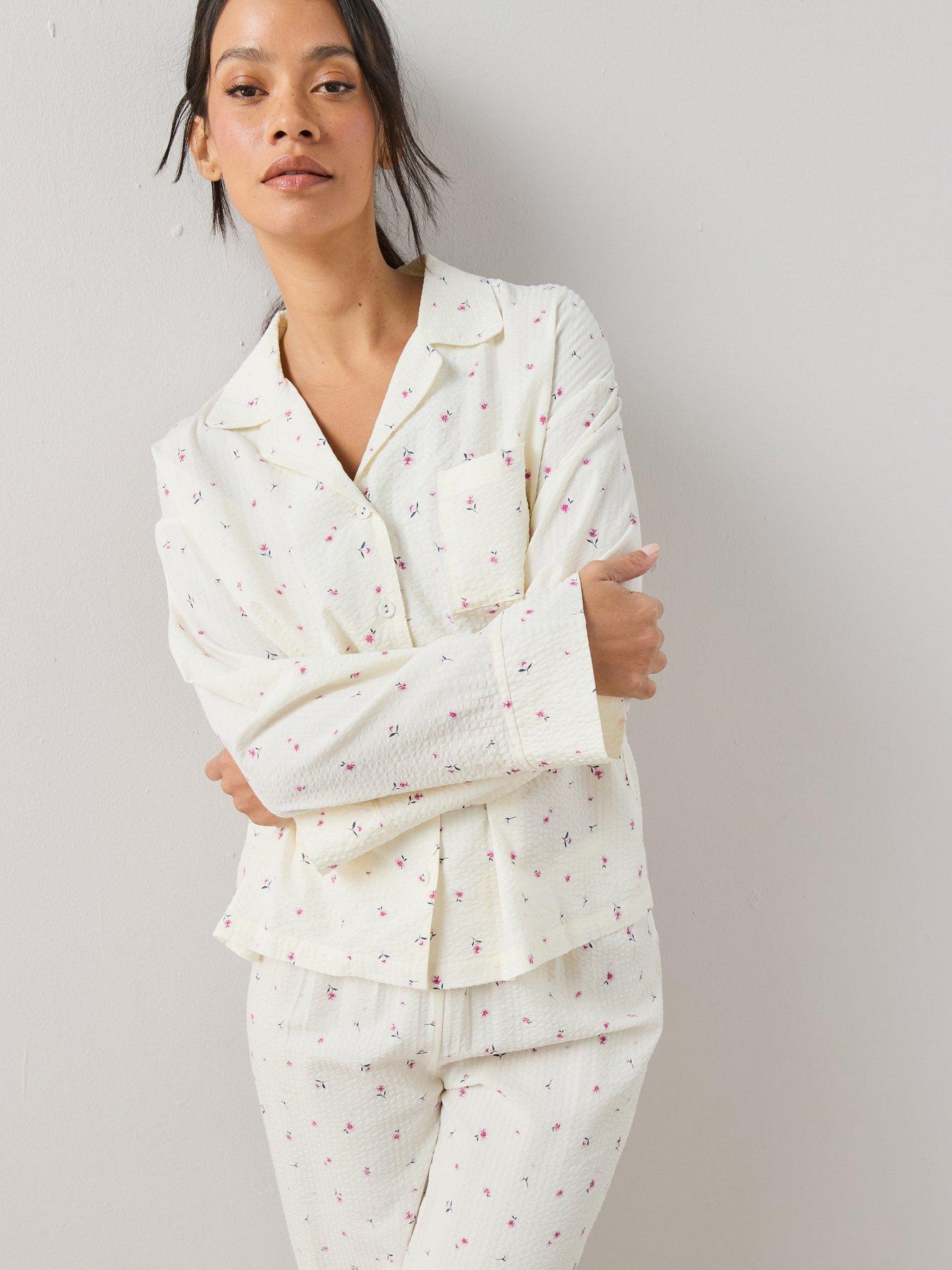 Image 5 of 7 of The Very Collection Woven Ditsy Floral Revere Pyjama Set - Cream