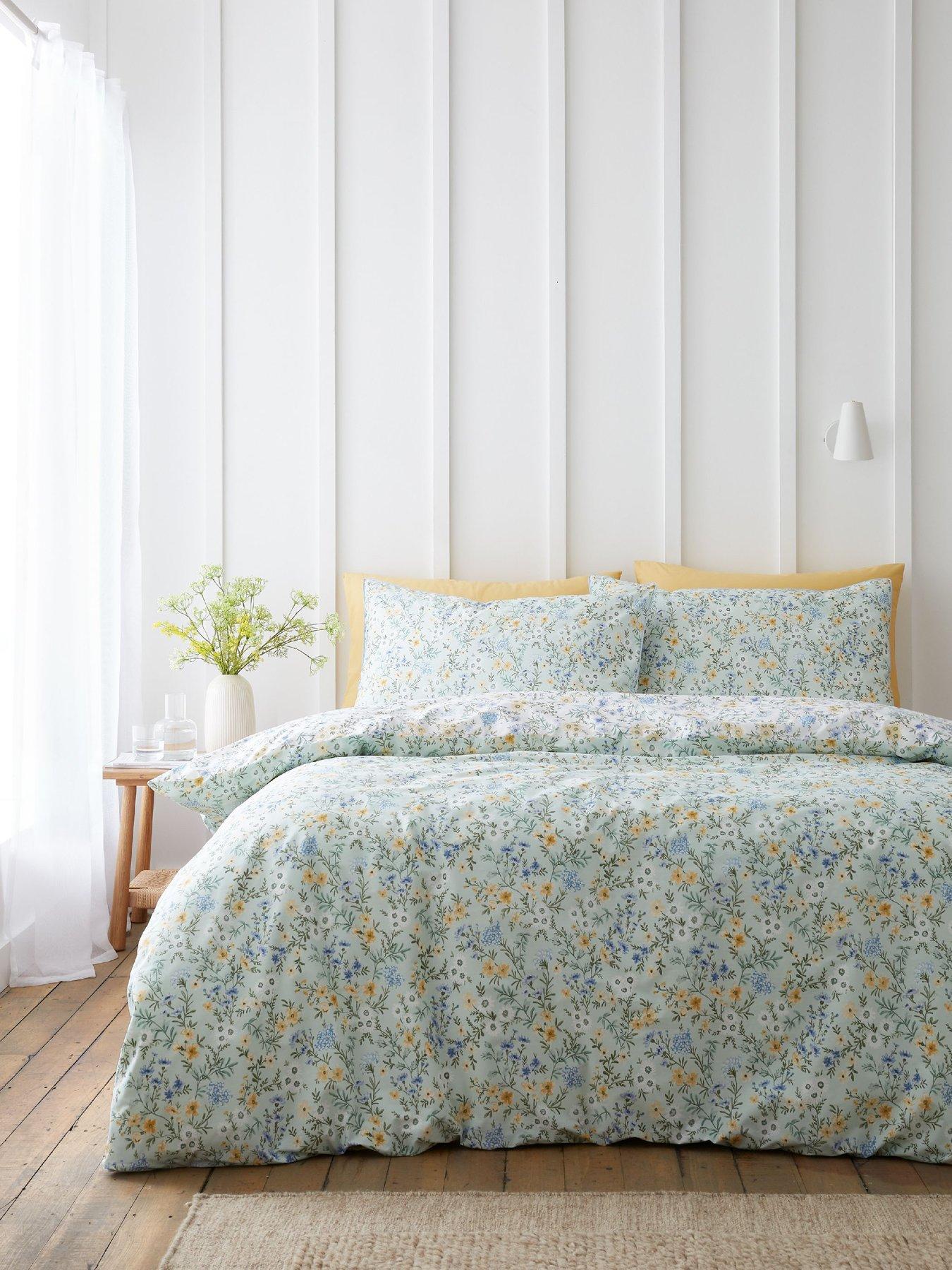  image of bianca-ditsy-floral-100-cotton-duvet-set-green