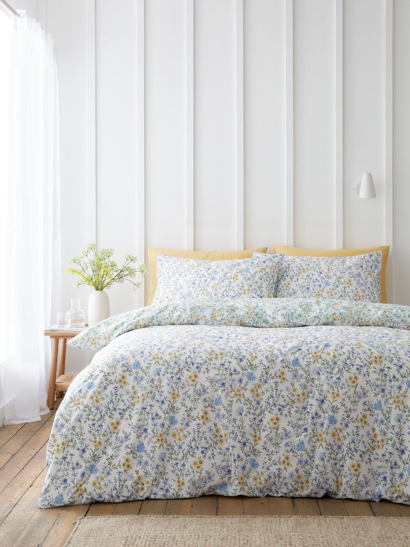 Image 4 of 7 of Bianca Ditsy Floral 100% Cotton Duvet Set Green