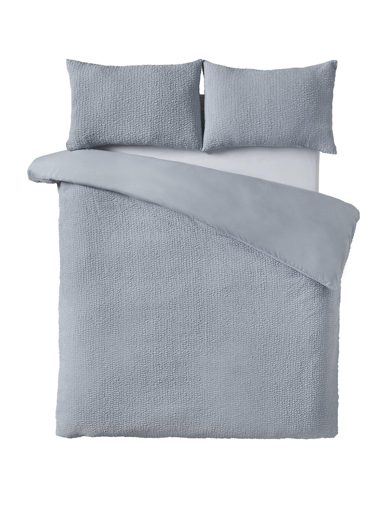 Image 2 of 5 of Catherine Lansfield Crinkle Seersucker Duvet Set Blue