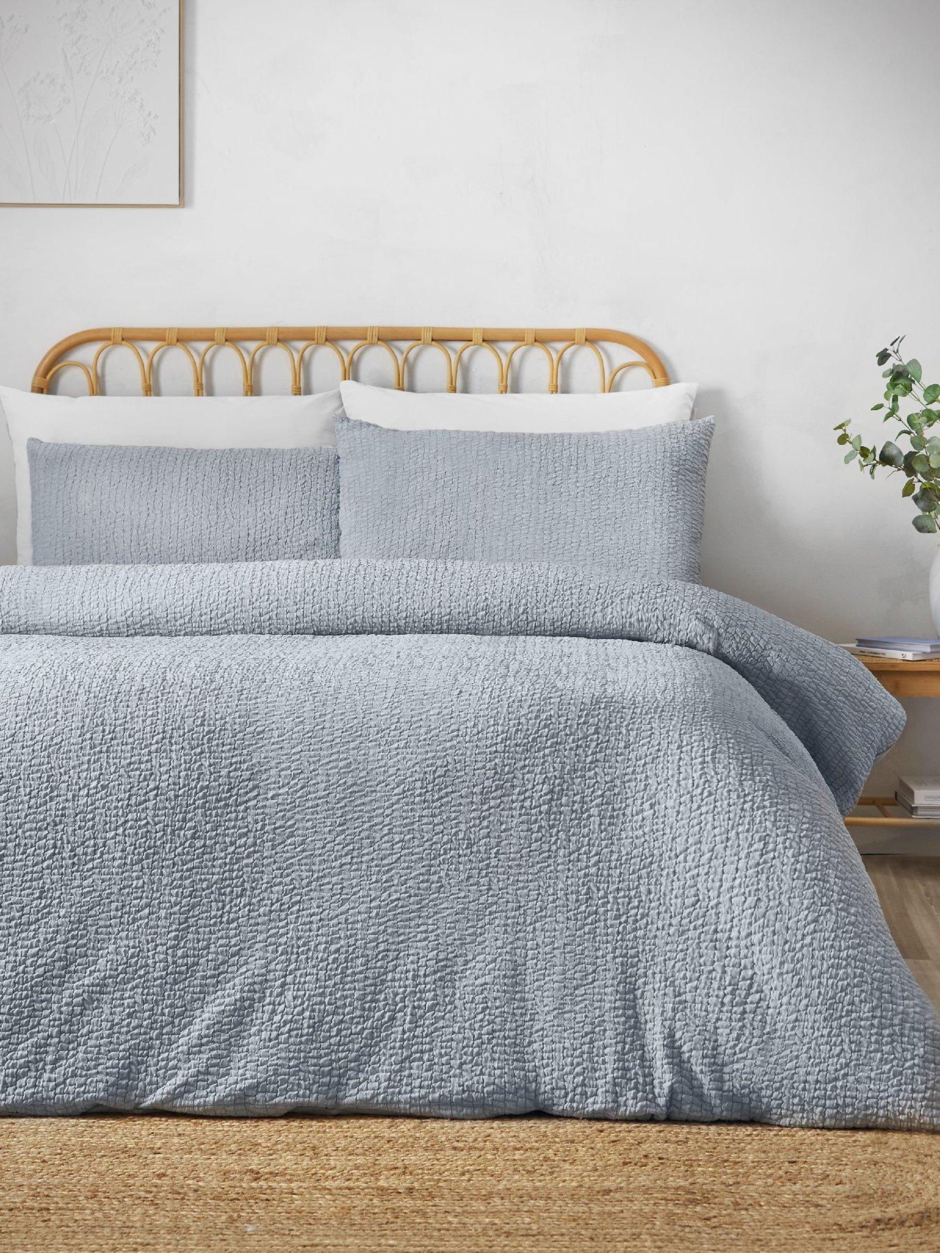 Image 3 of 5 of Catherine Lansfield Crinkle Seersucker Duvet Set Blue