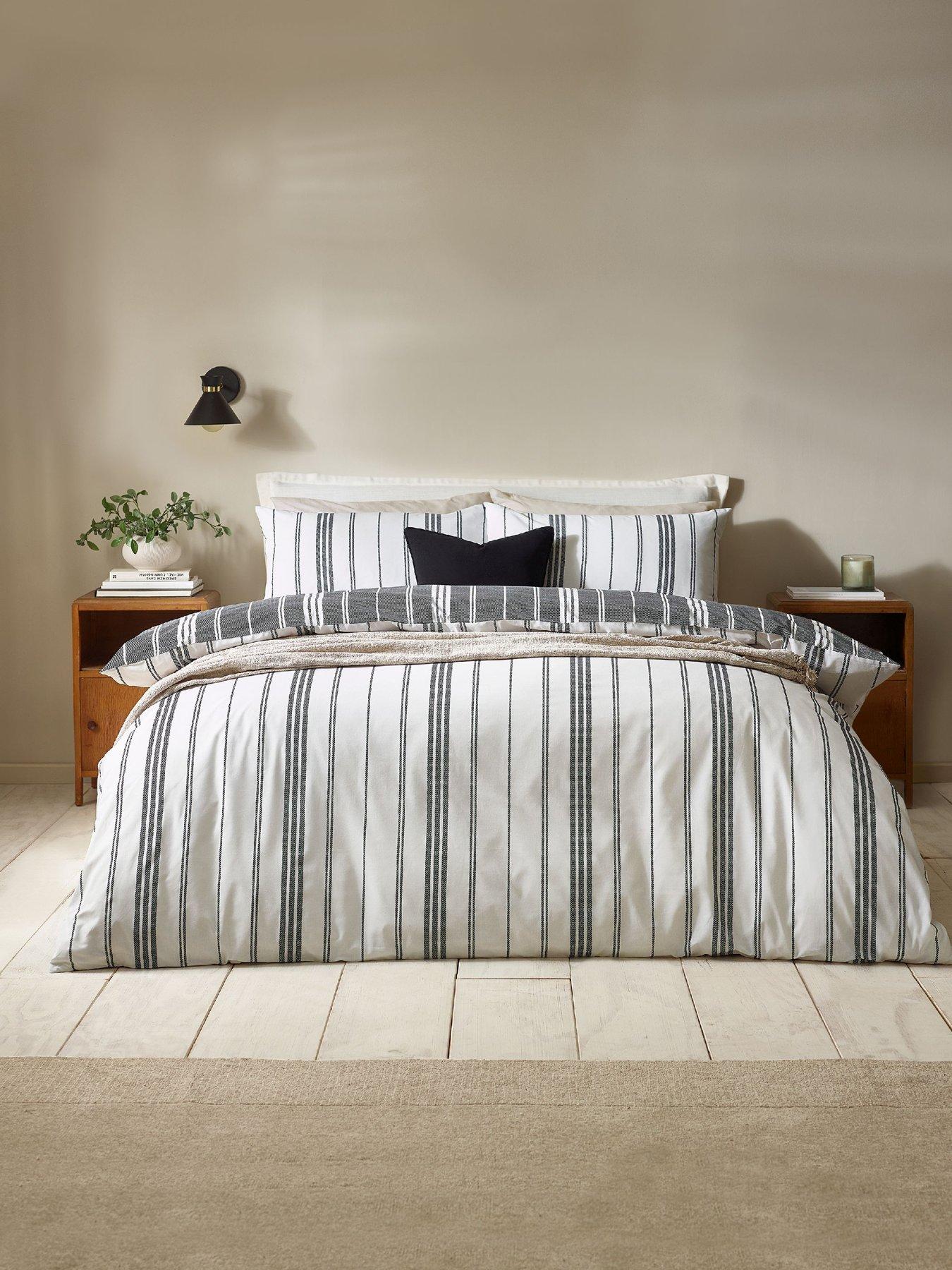 Image 1 of 6 of Catherine Lansfield Harbour Stripe Duvet Set Black