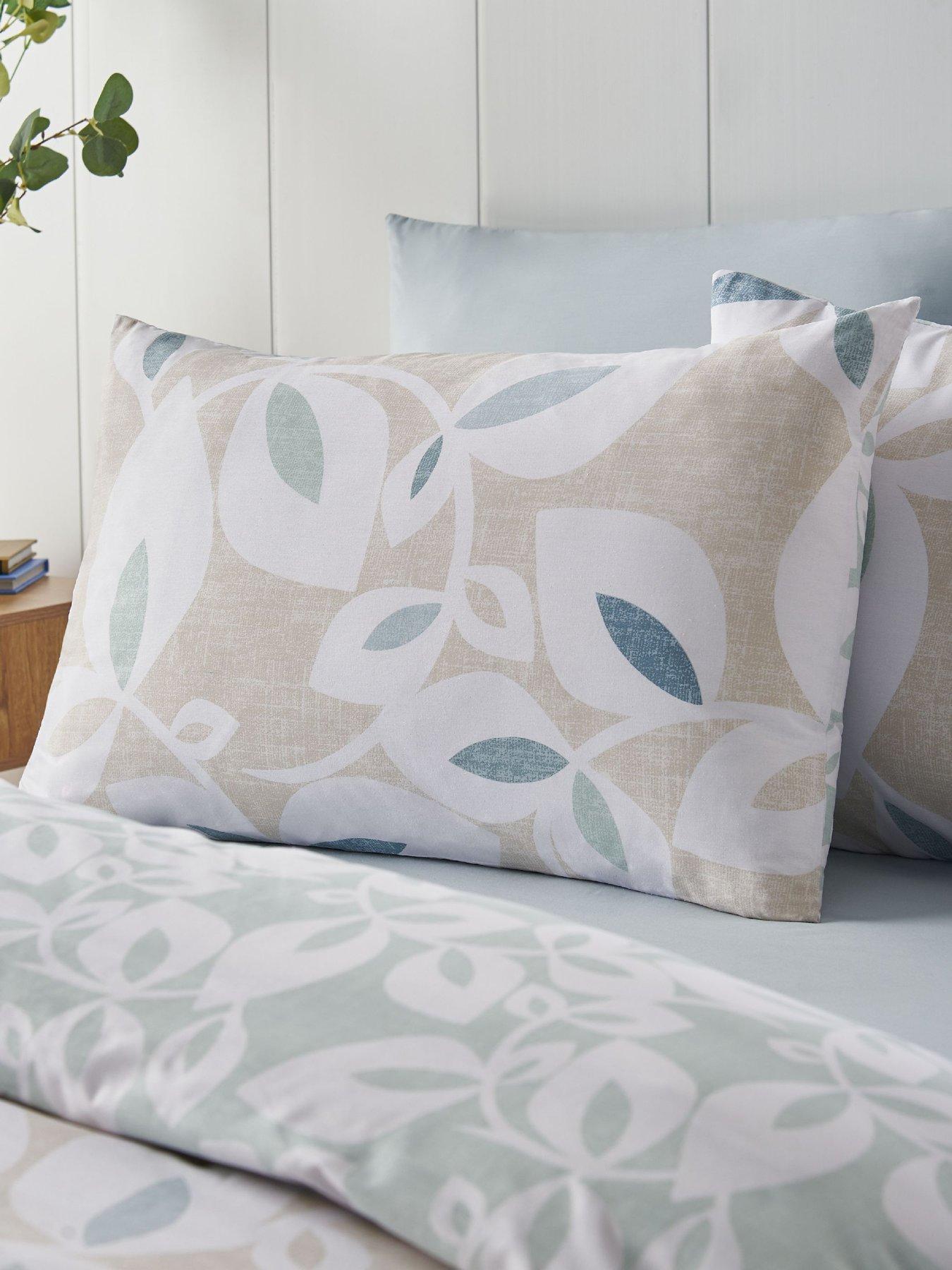  image of catherine-lansfield-inga-leaf-duvet-set-natural