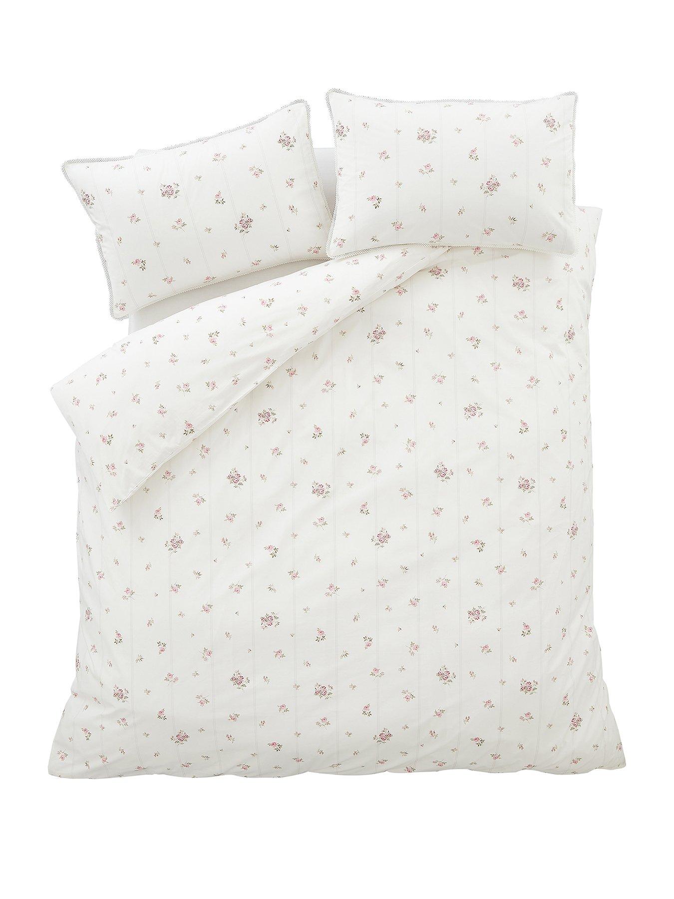 Image 2 of 7 of Bianca Vintage Rosebud Lace 100% Cotton Duvet Set Cream