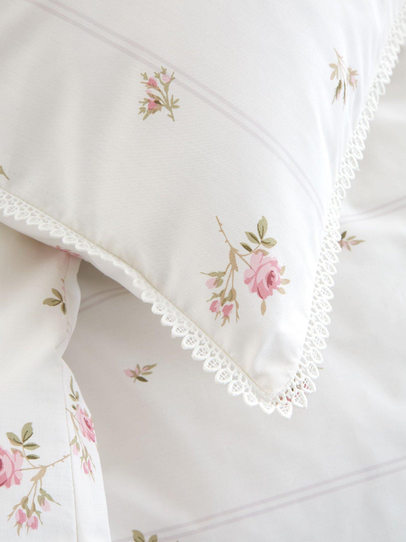 Image 6 of 7 of Bianca Vintage Rosebud Lace 100% Cotton Duvet Set Cream