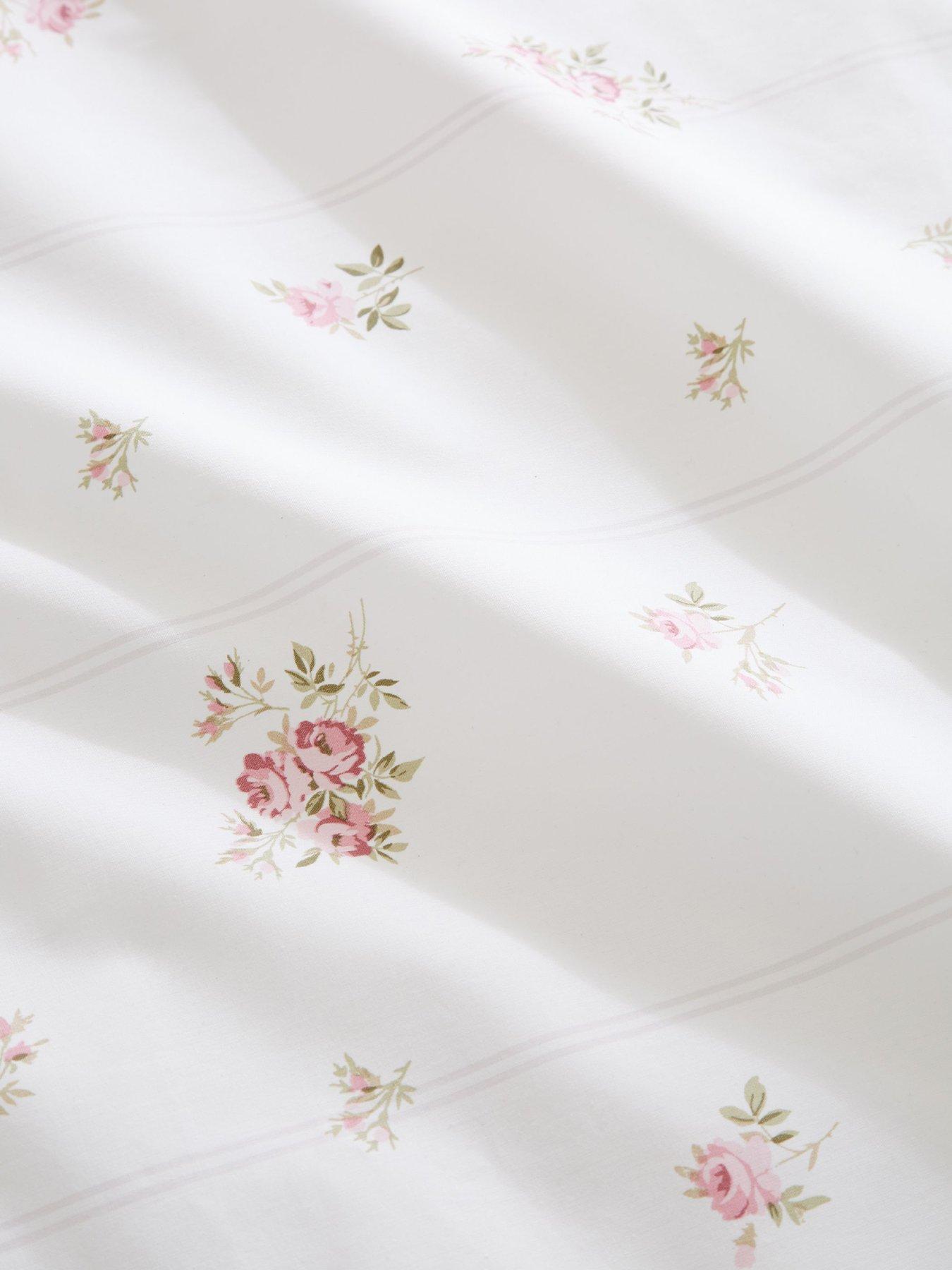 Image 7 of 7 of Bianca Vintage Rosebud Lace 100% Cotton Duvet Set Cream