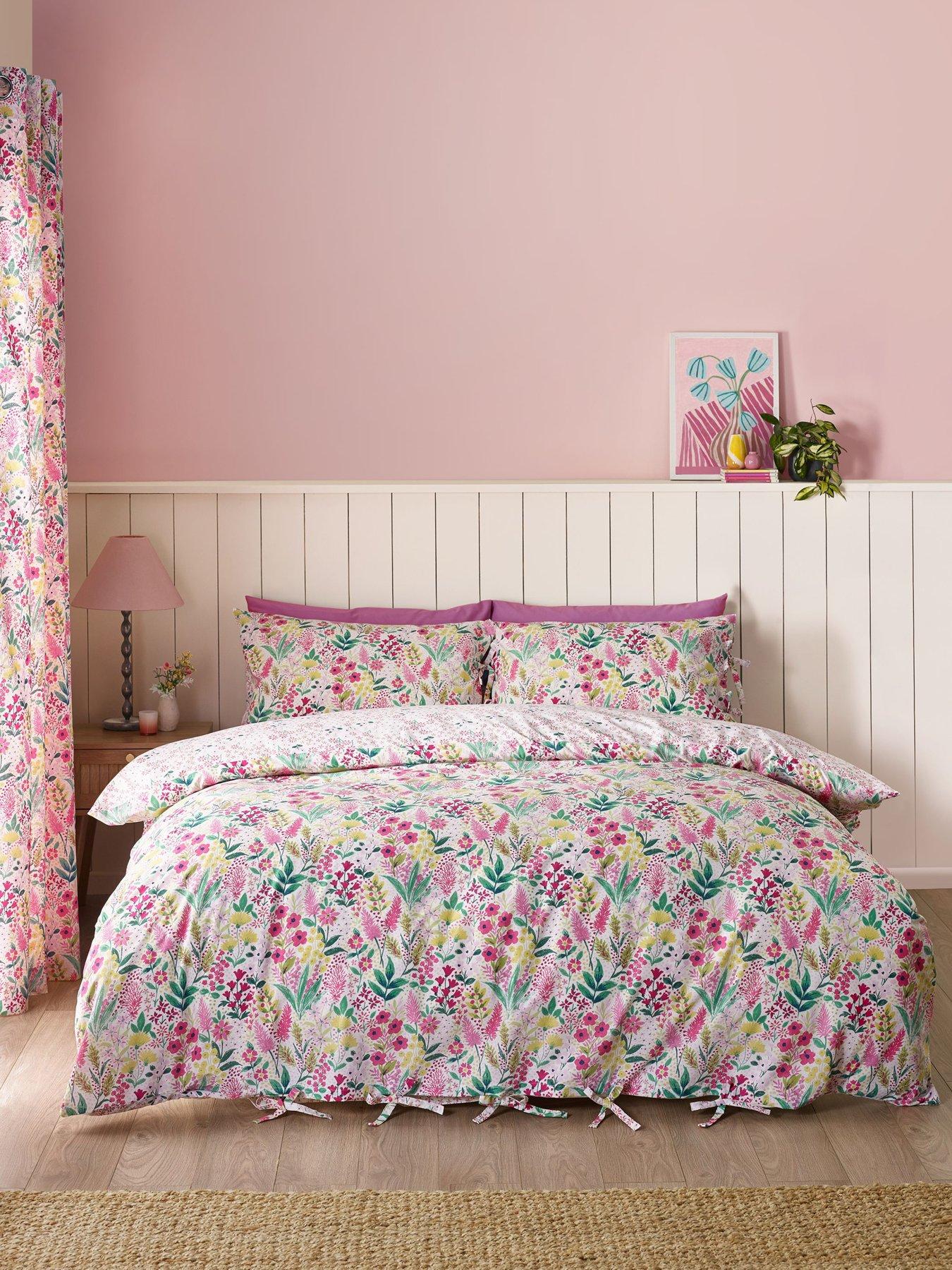 Image 3 of 7 of Catherine Lansfield Tilly Floral Duvet Set