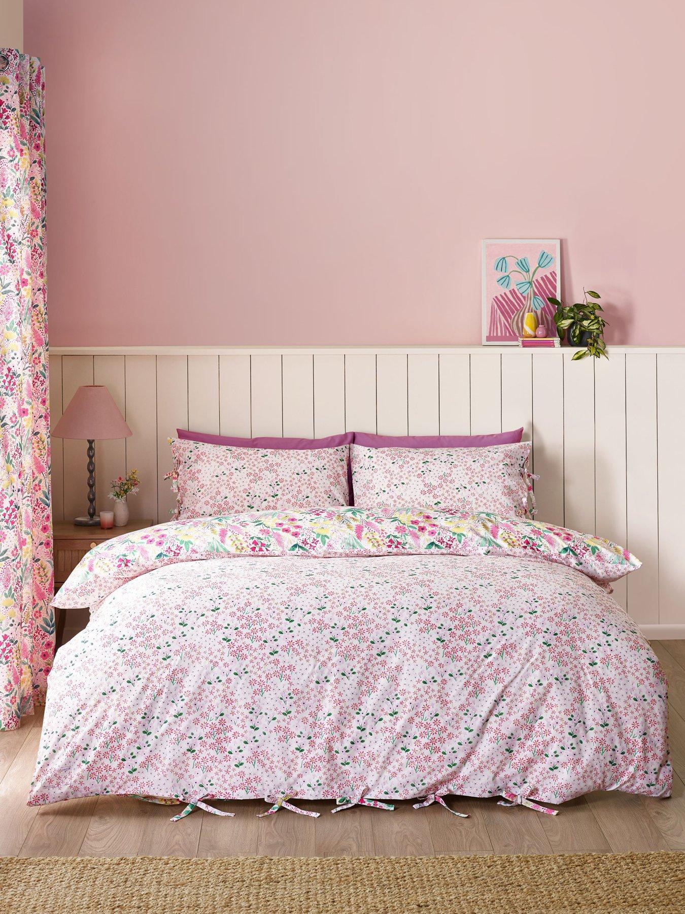 Image 4 of 7 of Catherine Lansfield Tilly Floral Duvet Set