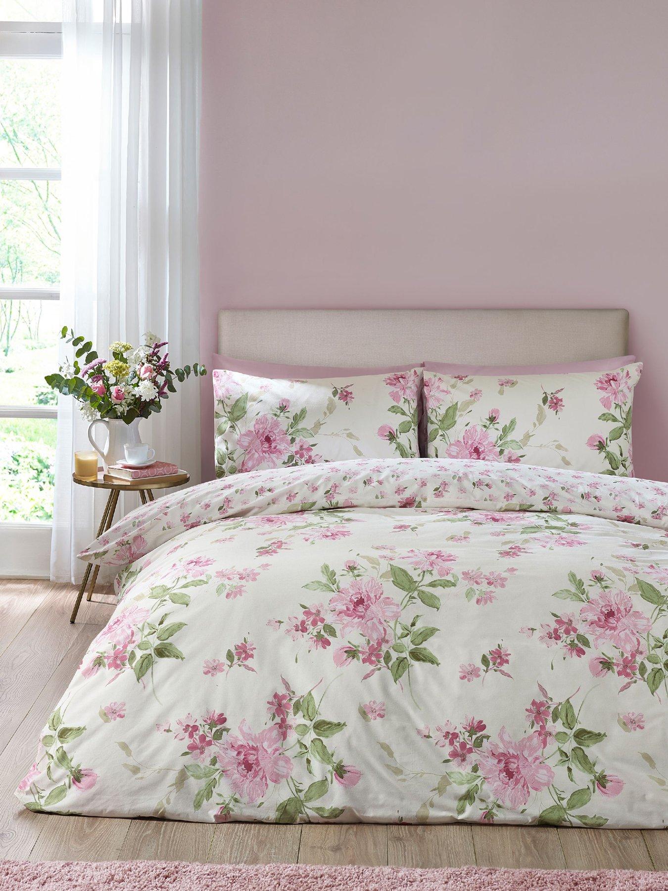 Image 3 of 6 of Catherine Lansfield Avebury Floral Duvet Set Cream