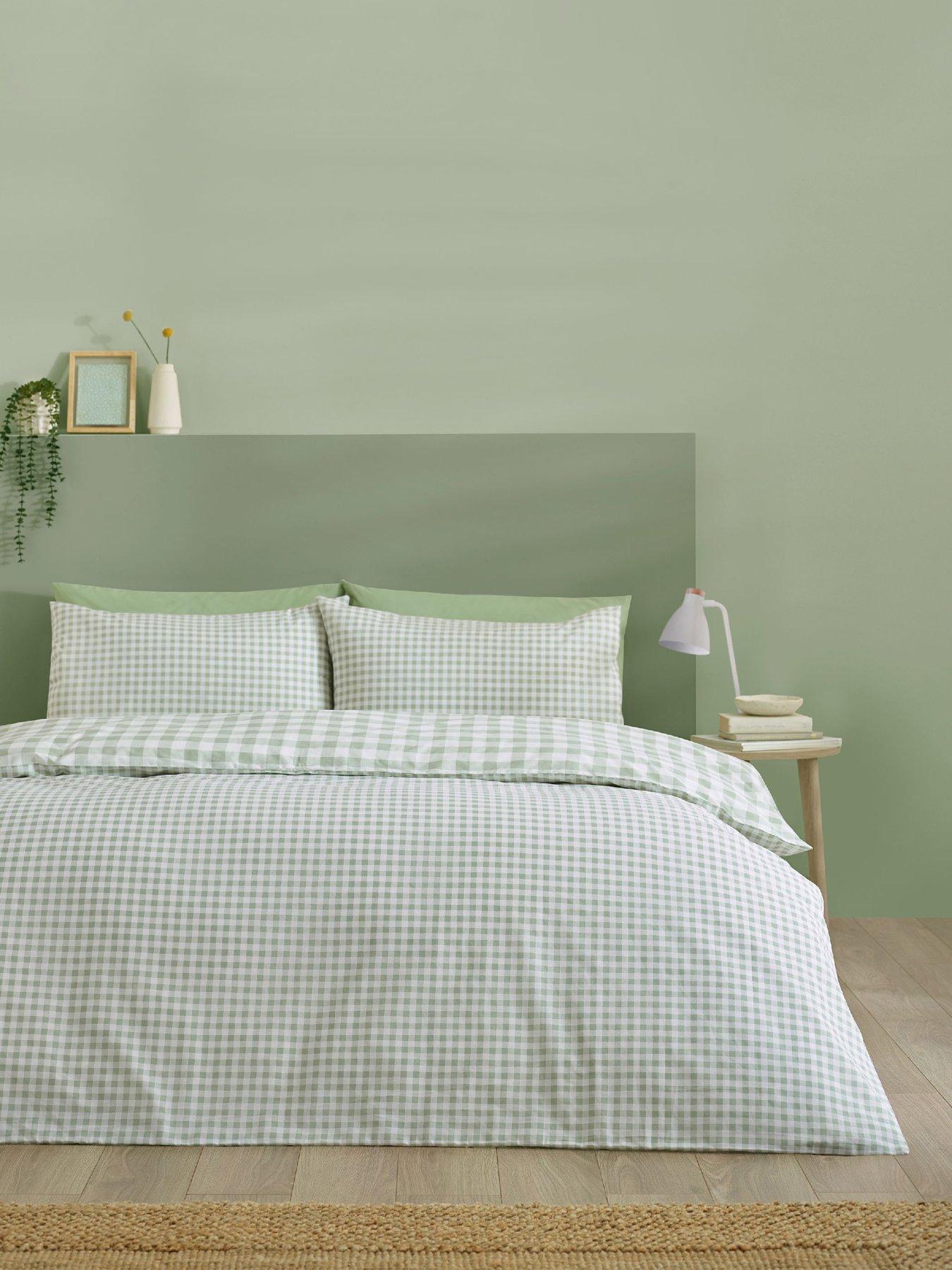 Image 1 of 5 of Catherine Lansfield Bamford Gingham Check Duvet Set Green