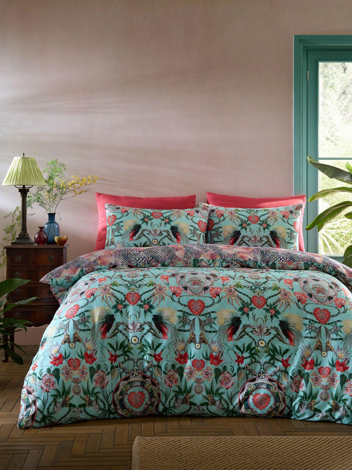  image of matthew-williamson-mother-amazon-duvet-set-green