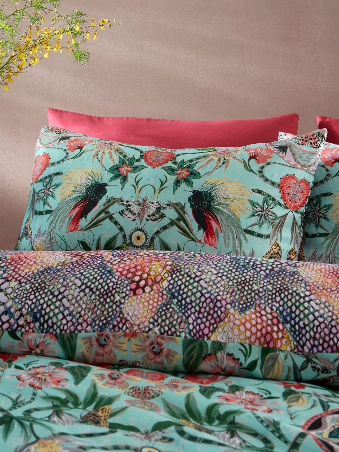  image of matthew-williamson-mother-amazon-duvet-set-green