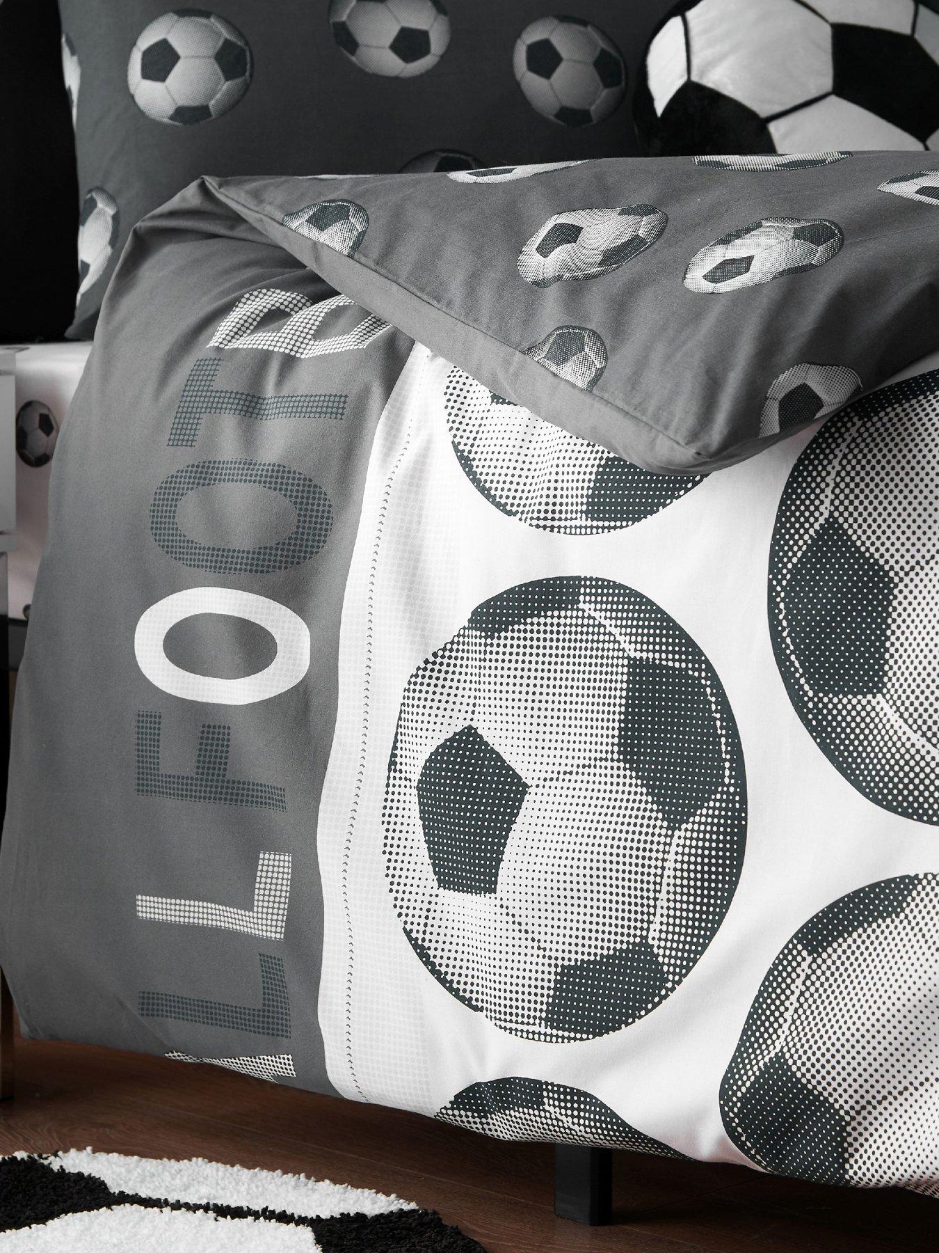 Image 6 of 6 of Catherine Lansfield Football Duvet Set Grey