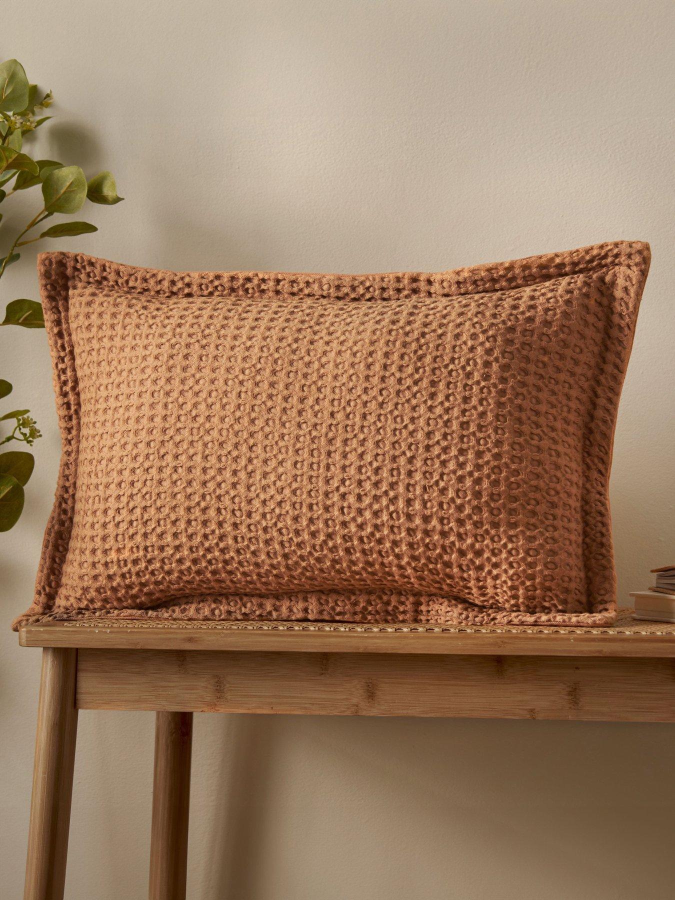 pineapple-elephant-jaipur-waffle-100-cotton-filled-cushion-30x50