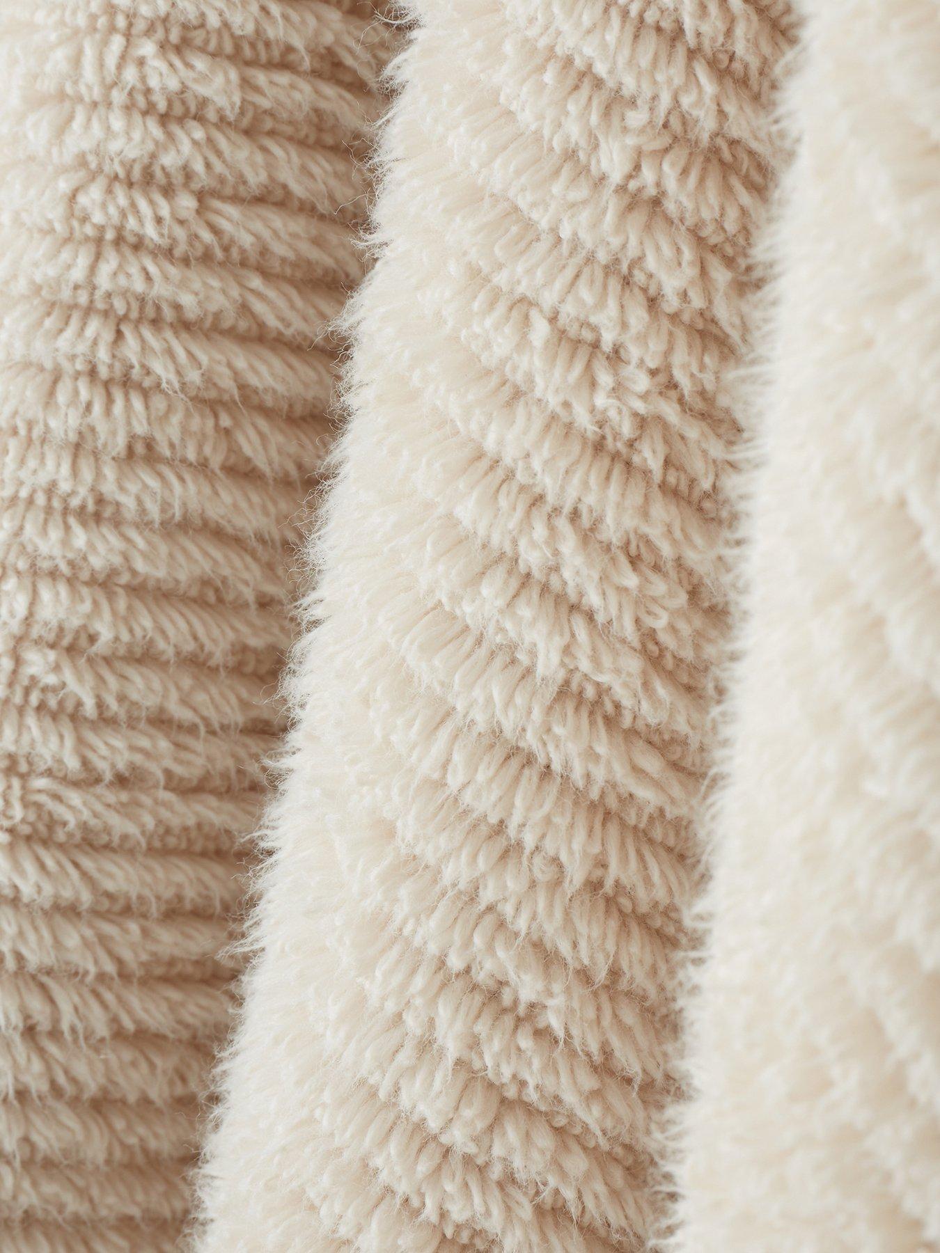 Image 4 of 4 of Bianca So Soft Cotton Zero Twist Spa Towel Collection