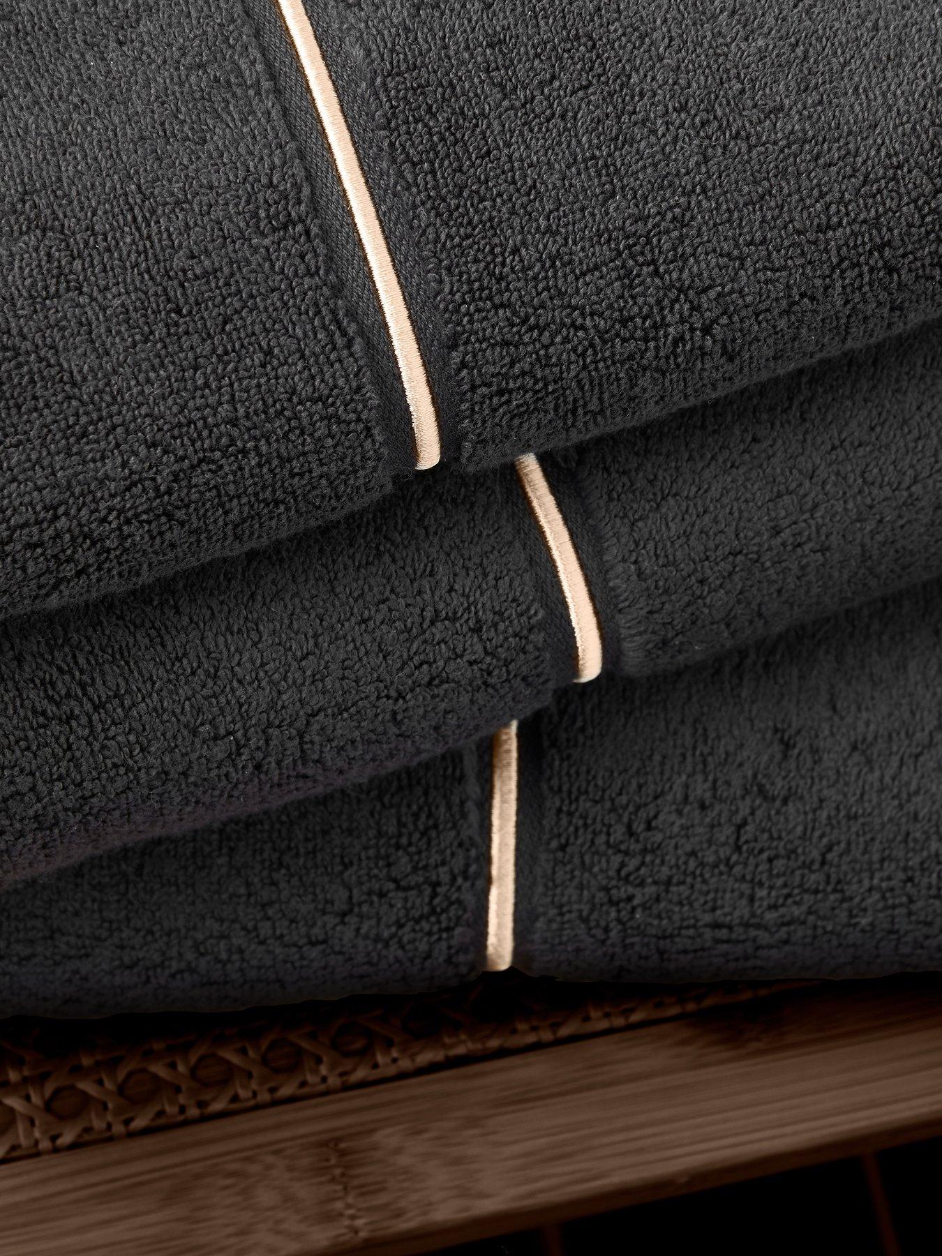 Image 3 of 5 of Bianca Zero Twist Satin Stitch Cotton Towel Collection