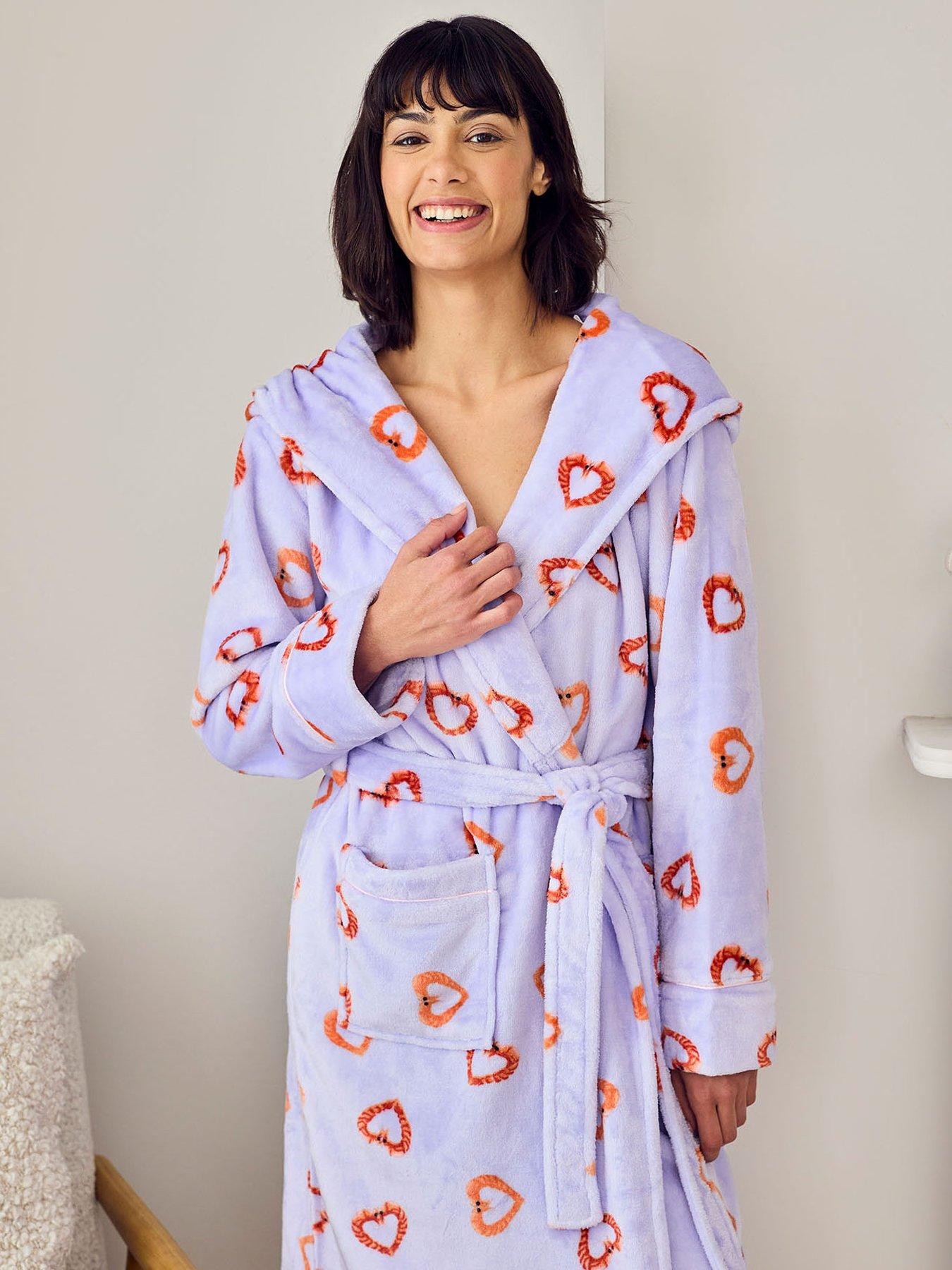 Image 3 of 5 of CHELSEA PEERS Fleece Shrimp Heart Print Dressing Gown - Lilac
