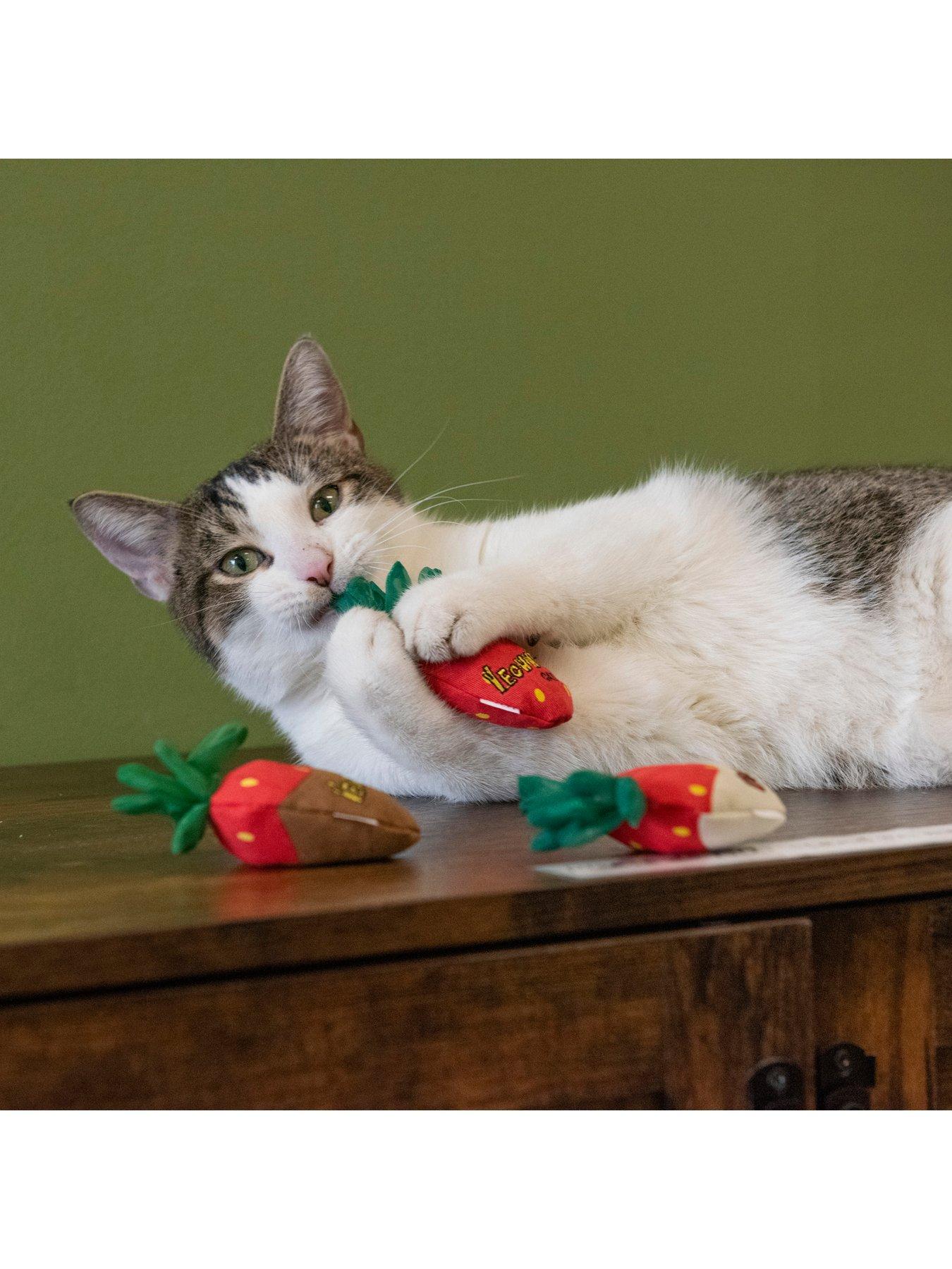  image of yeowww-strawberries-3pack-cat-toy