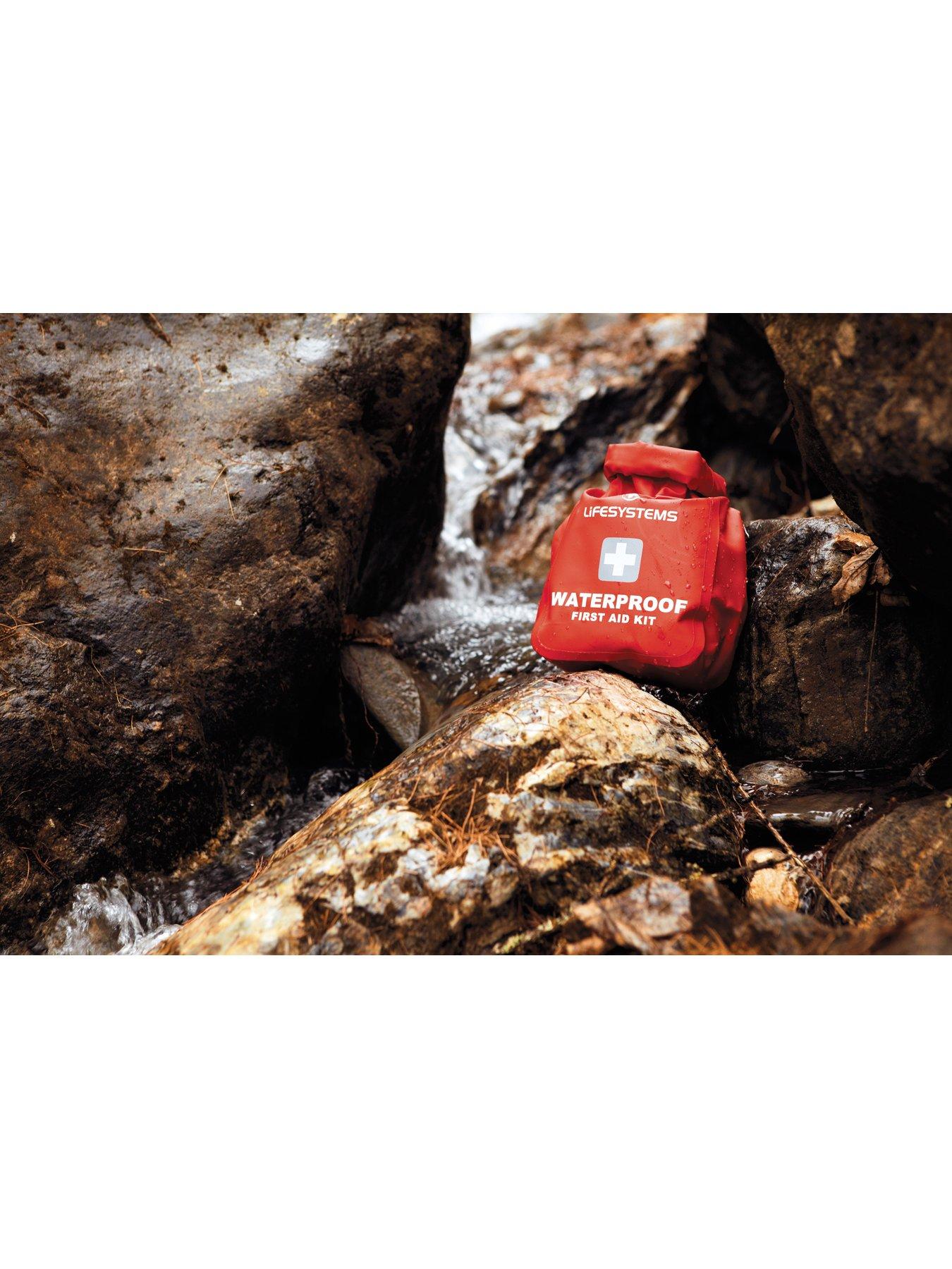 Image 6 of 7 of Lifesystems Waterproof First Aid Kit