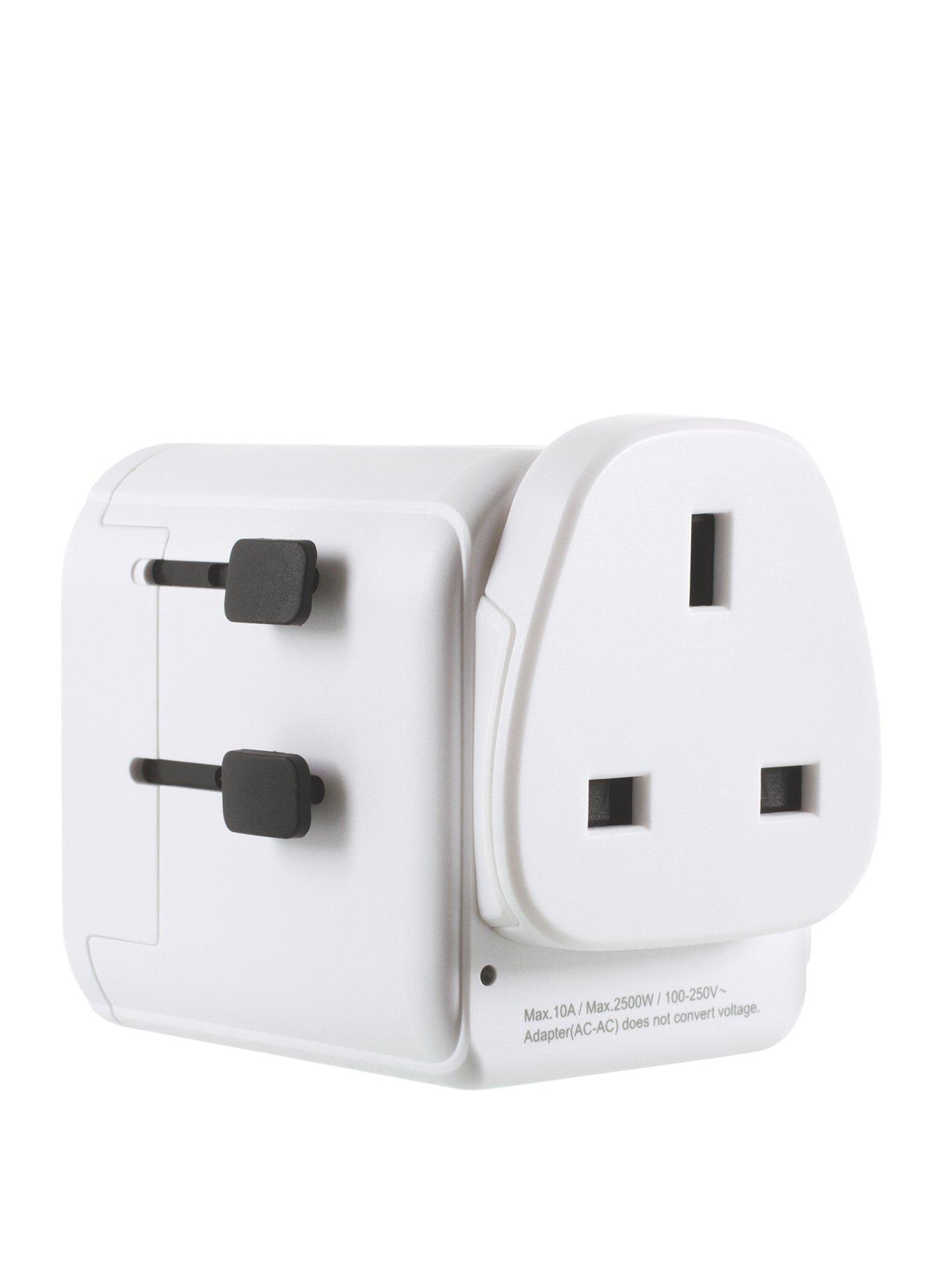 Lifeventure UK to World Travel Adaptor with USB