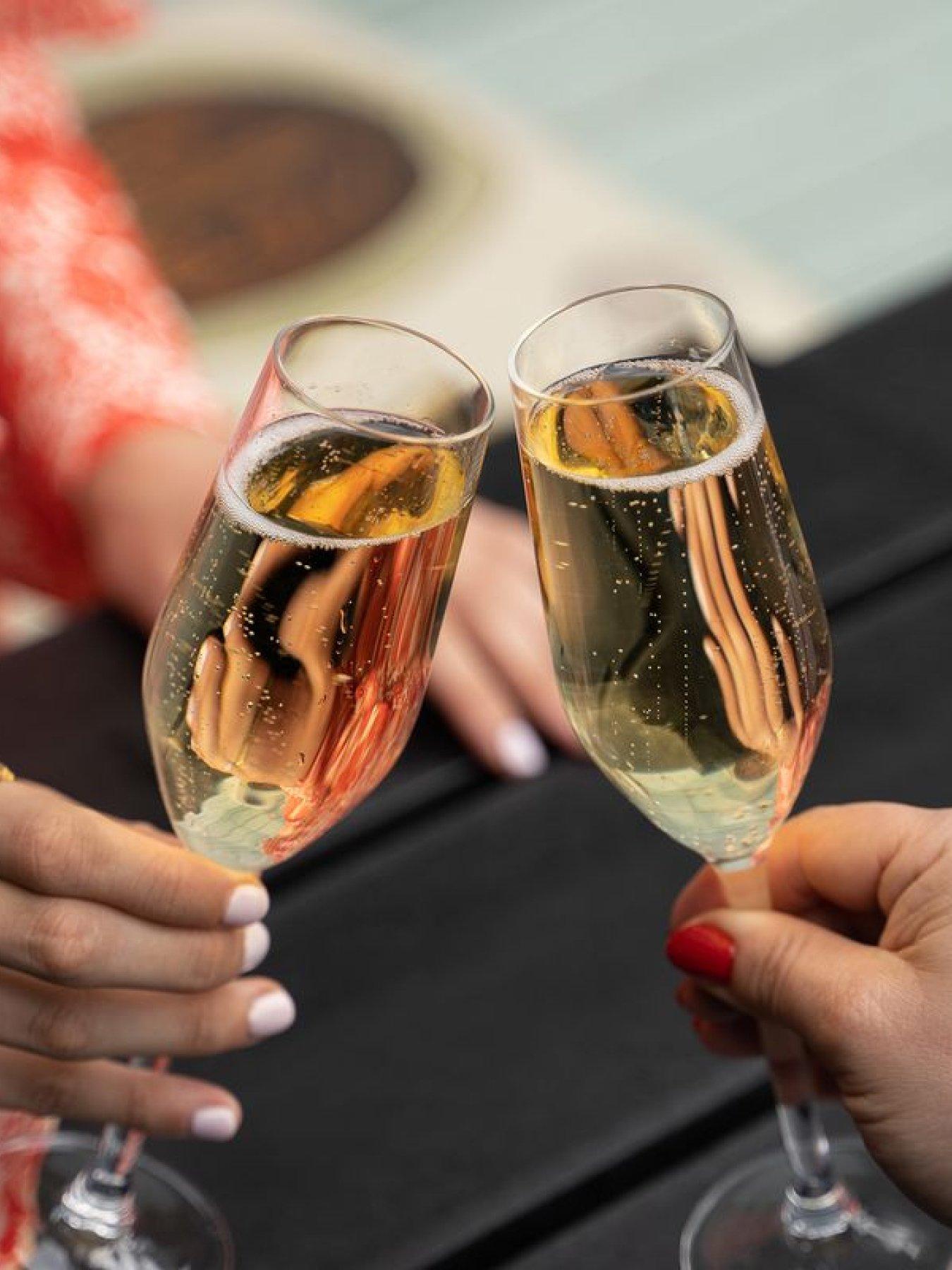 Image 4 of 5 of Virgin Experience Days Brasserie Blanc Three Course Meal with Prosecco for Two - 13 UK Locations