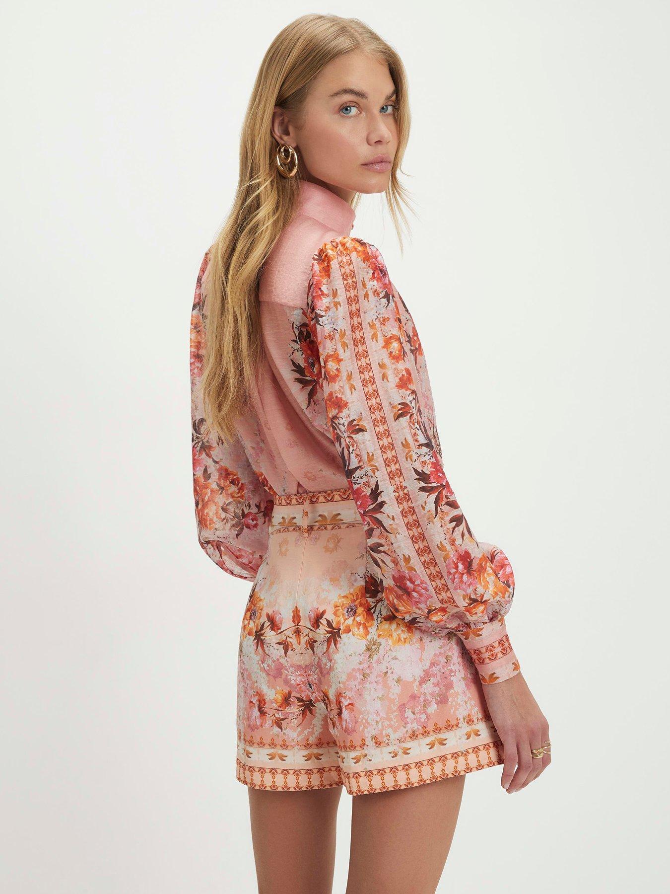 Image 2 of 4 of River Island Belted Short - Pink