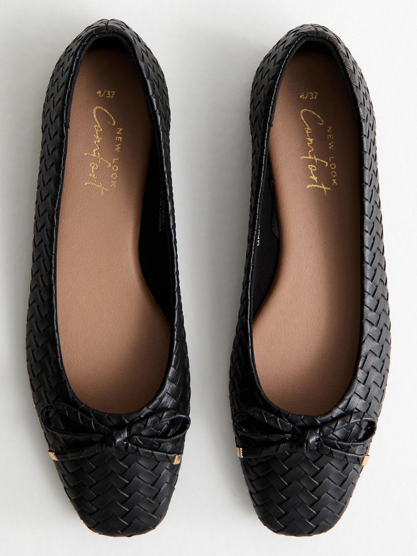 Image 4 of 4 of New Look Woven Ballet Pumps - Black
