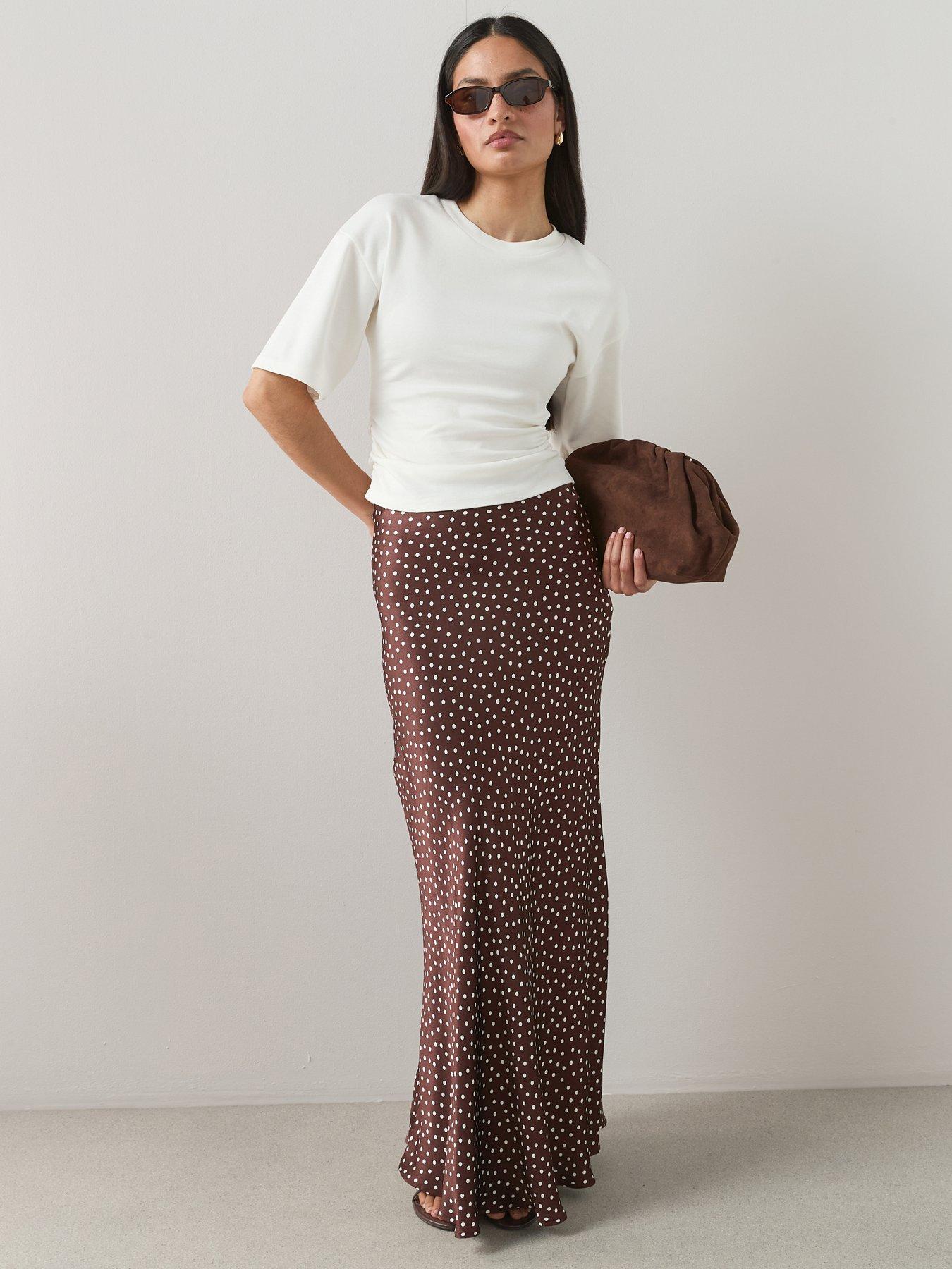Image 3 of 6 of The Very Collection Ruched Waist T-Shirt - Cream
