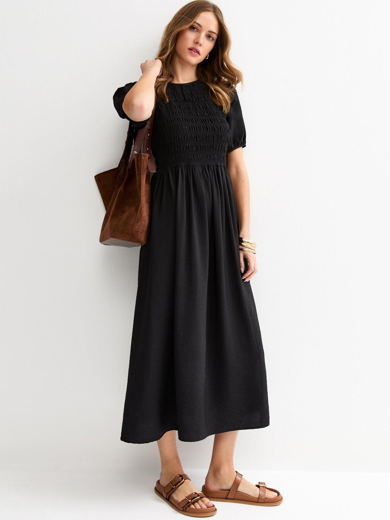 Image 3 of 4 of New Look Sally Shirred Crew Sslv Midi