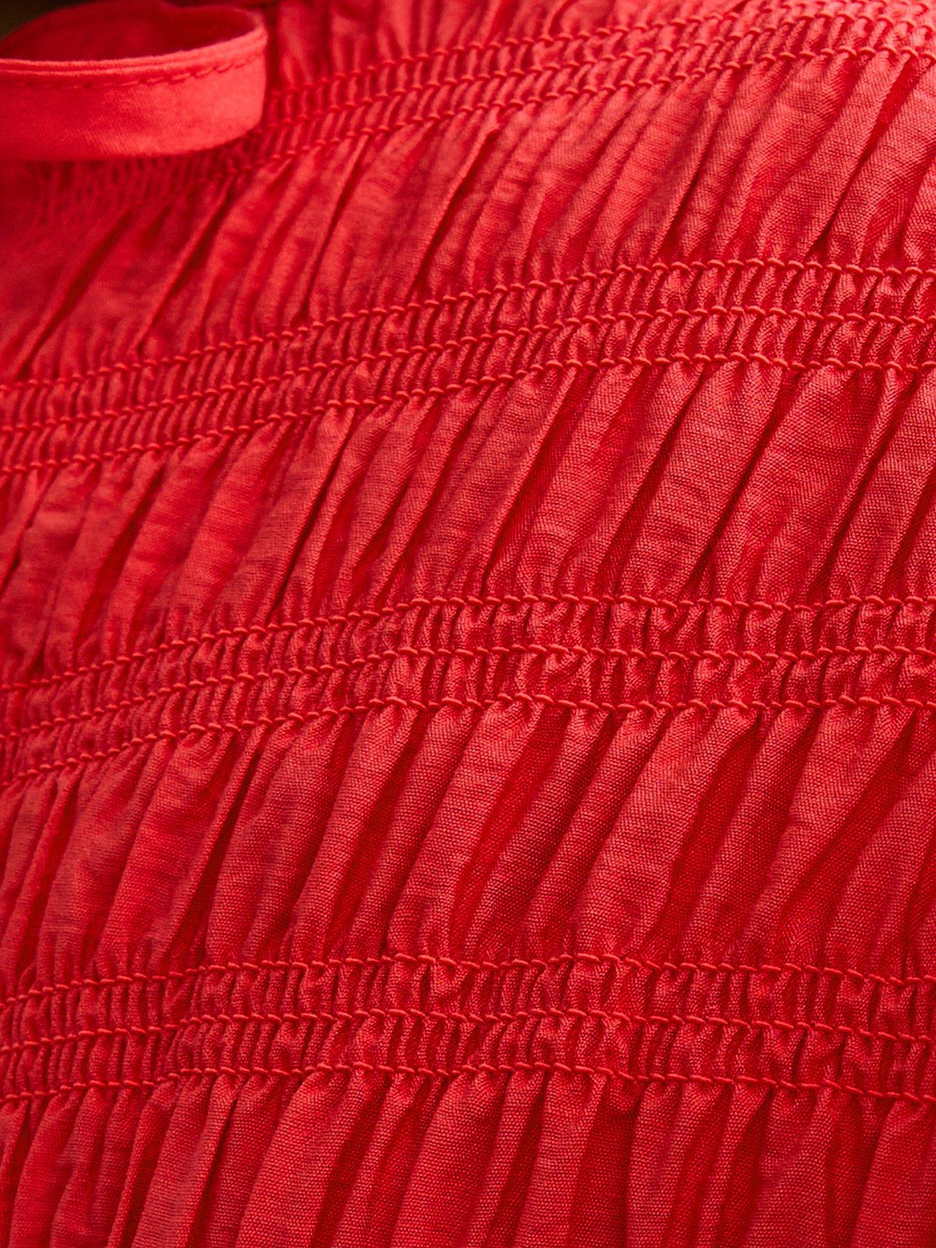 Image 5 of 5 of New Look Sally Shirred Crew Sslv Midi