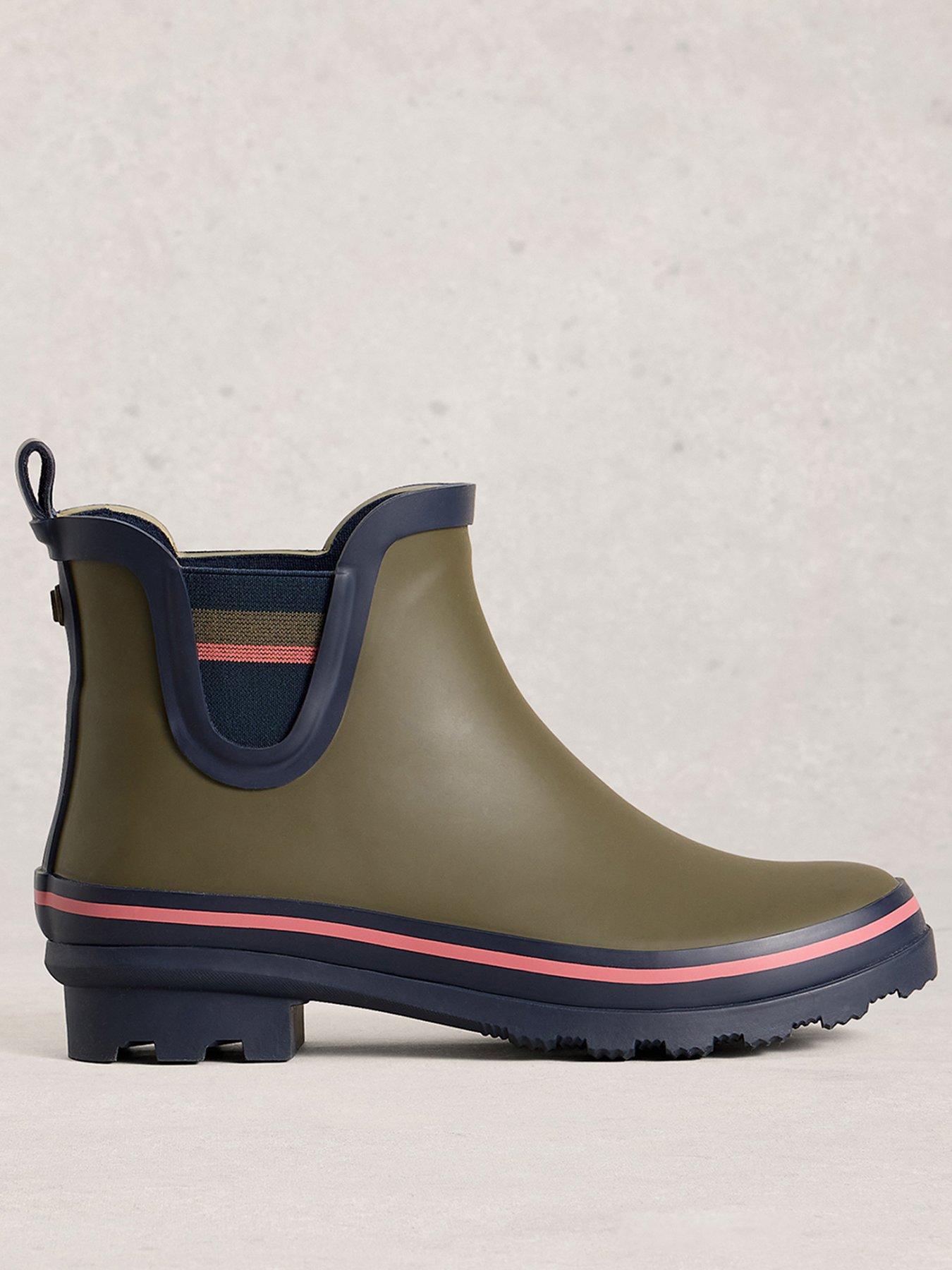  image of white-stuff-puddle-wellie-boot-green