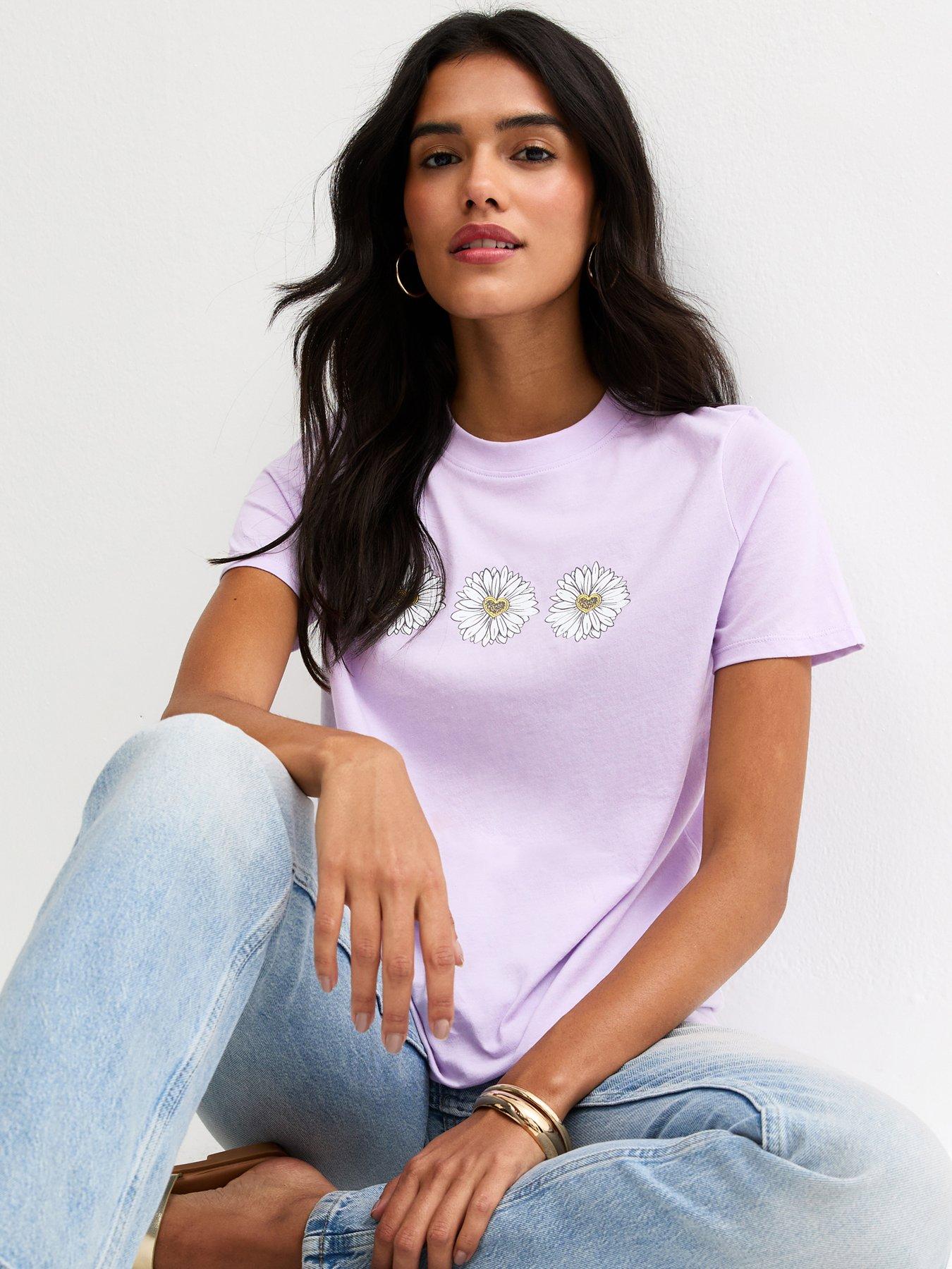 Image 3 of 5 of New Look Lilac Daisy Print T-shirt