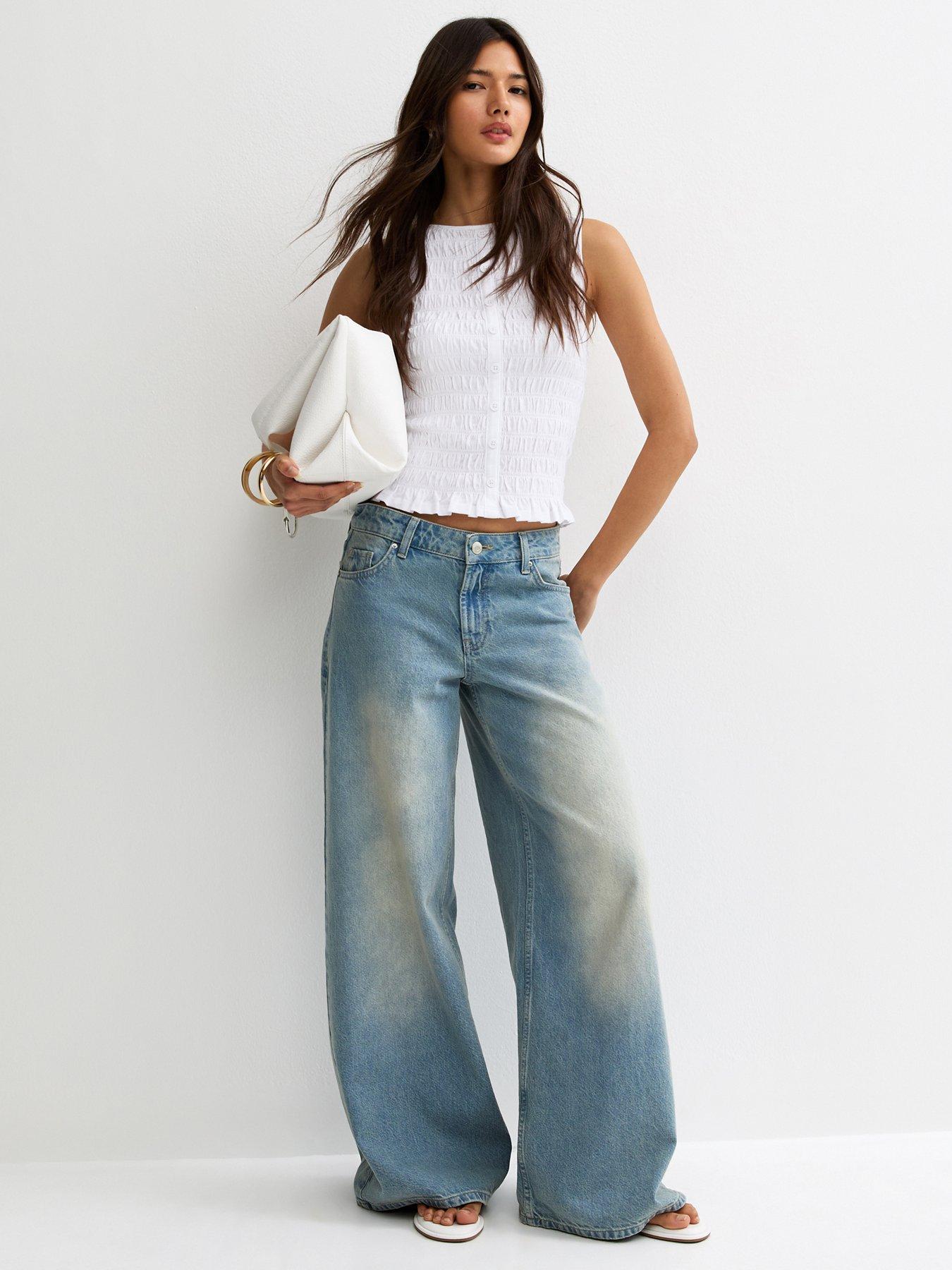 Image 3 of 5 of New Look Shirred Button Front Sleeveless Top - White