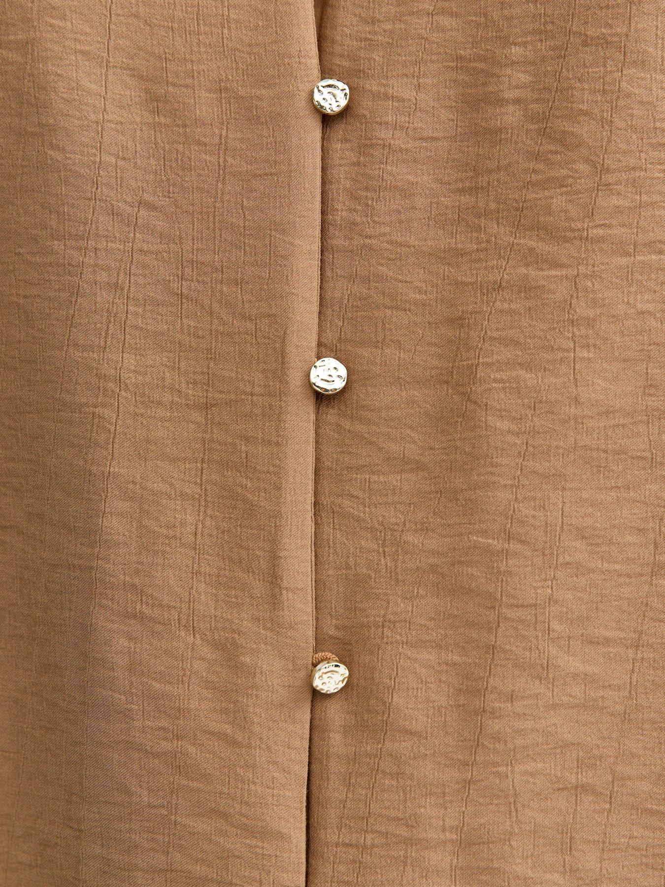 Image 6 of 6 of New Look Crinkled Cropped Sleeve Shirt - Camel