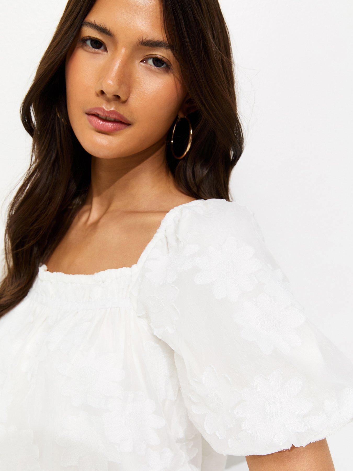 Image 4 of 5 of New Look Daisy Puff Sleeve Blouse - White
