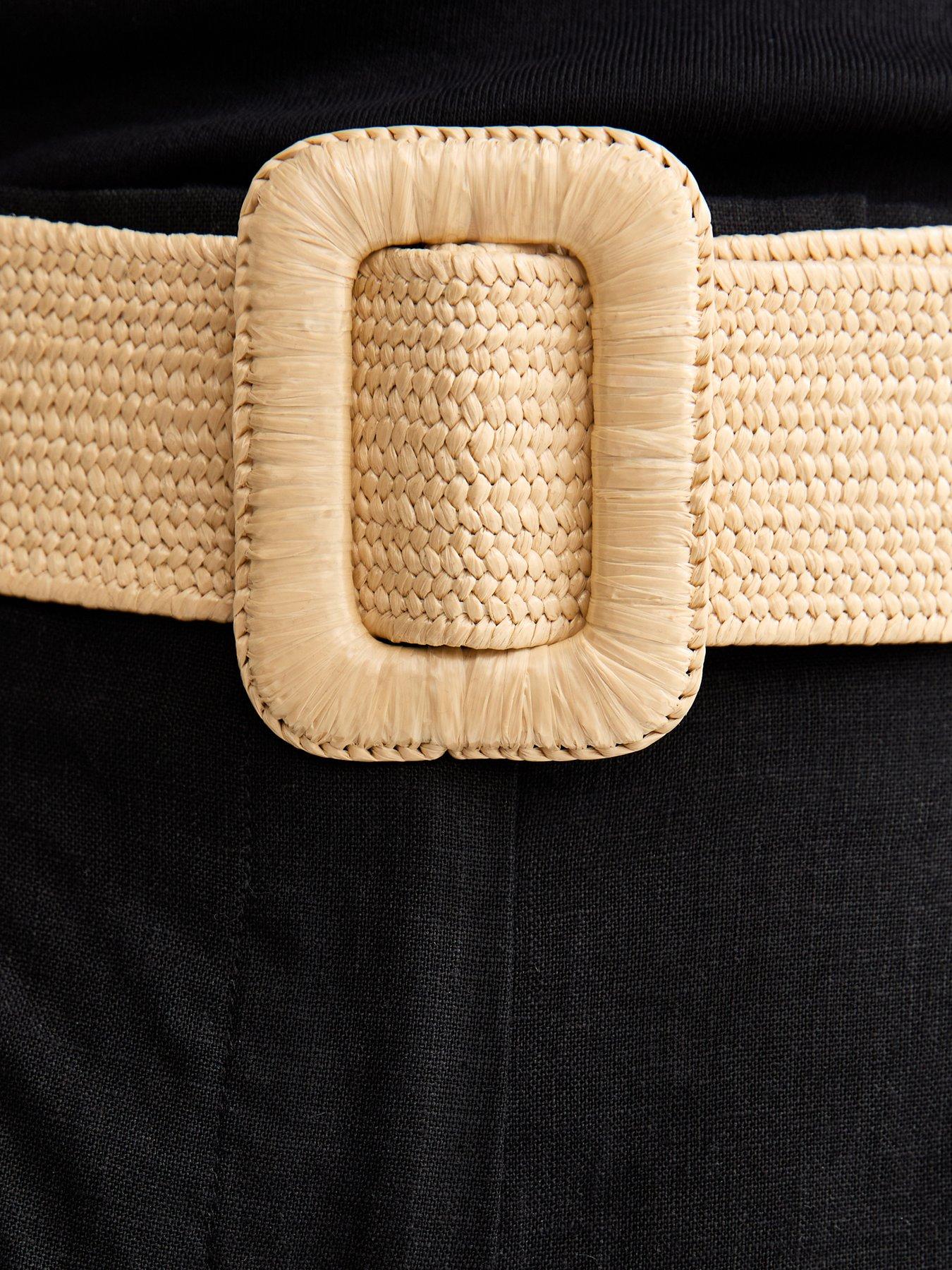 Image 5 of 5 of New Look Linen Blend Soft Touch Belted Shorts - Black