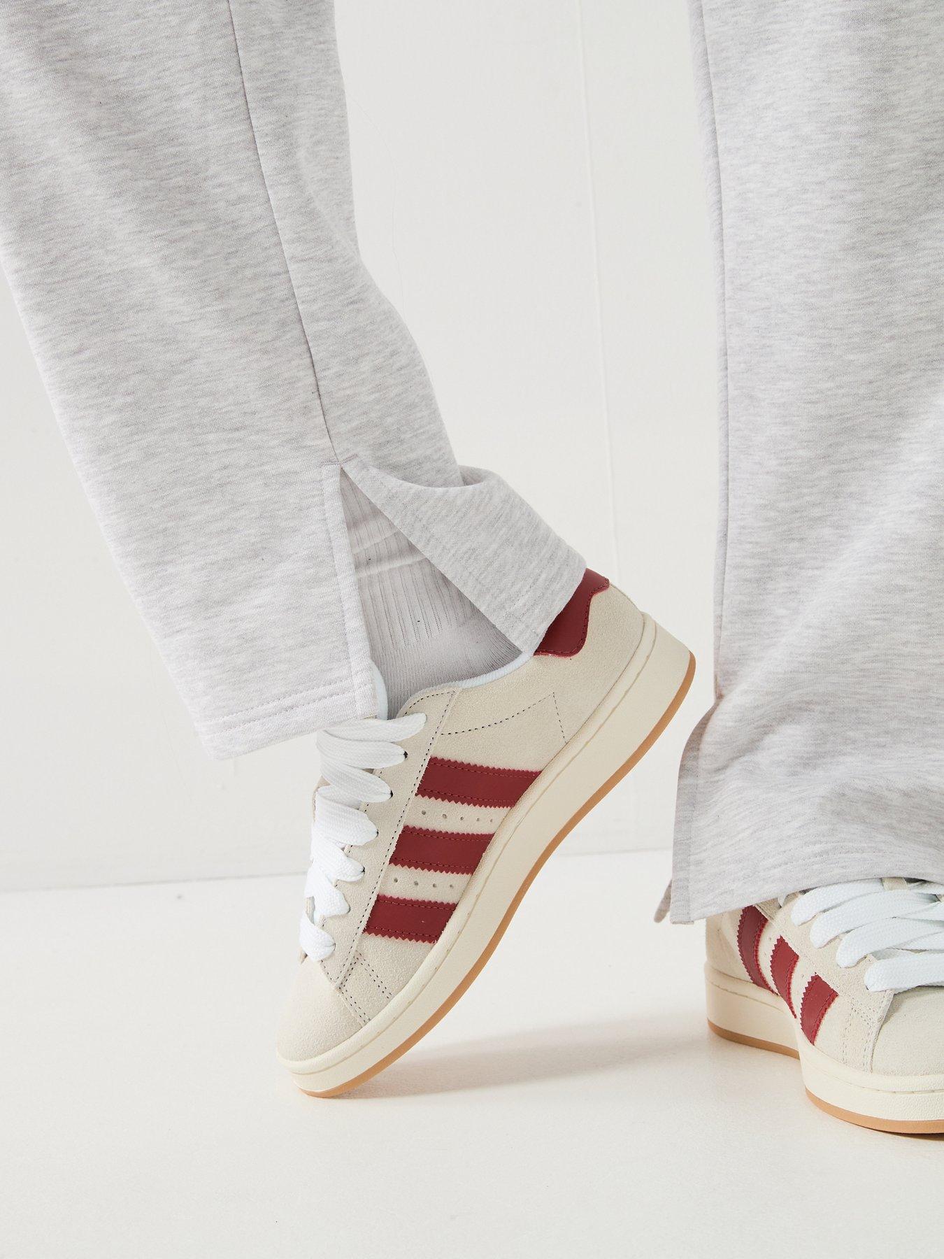  image of gym-king-womens-script-mindset-straight-leg-joggers-grey