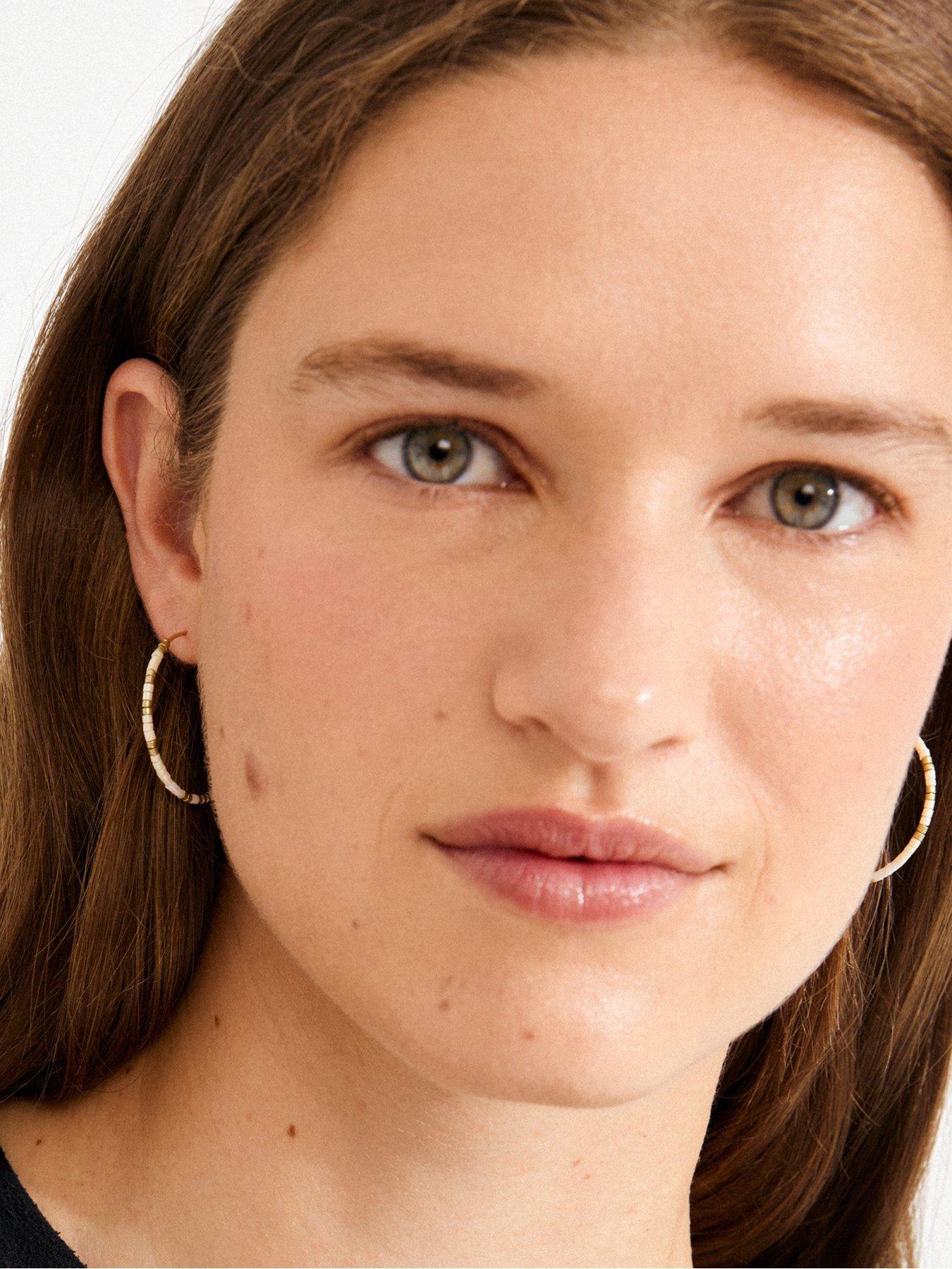 Image 2 of 3 of Pilgrim ALISON earrings white, gold-plated