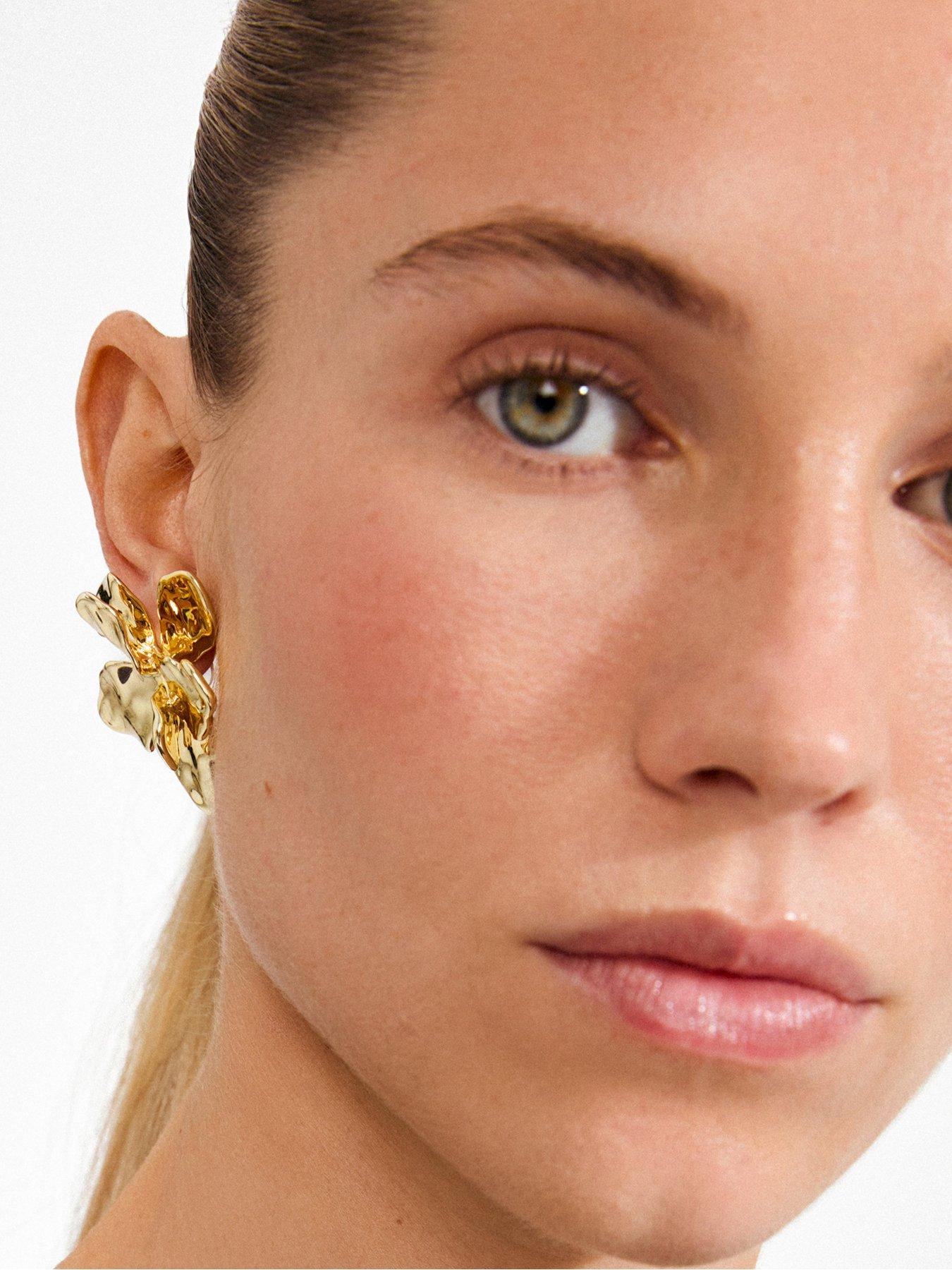 Image 2 of 5 of Pilgrim HALEN earrings gold-plated