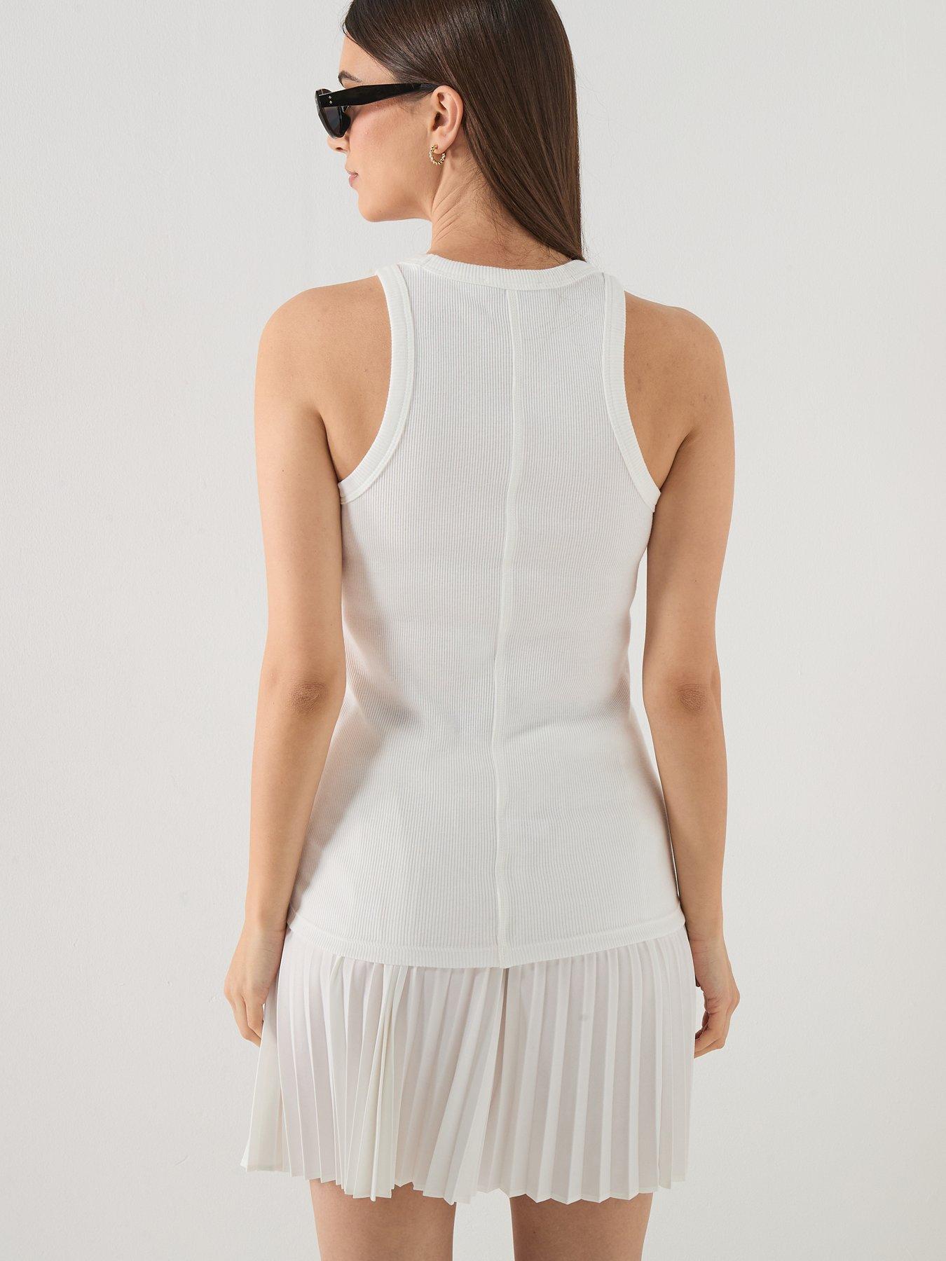 stillFront image of lacoste-logo-vest-white