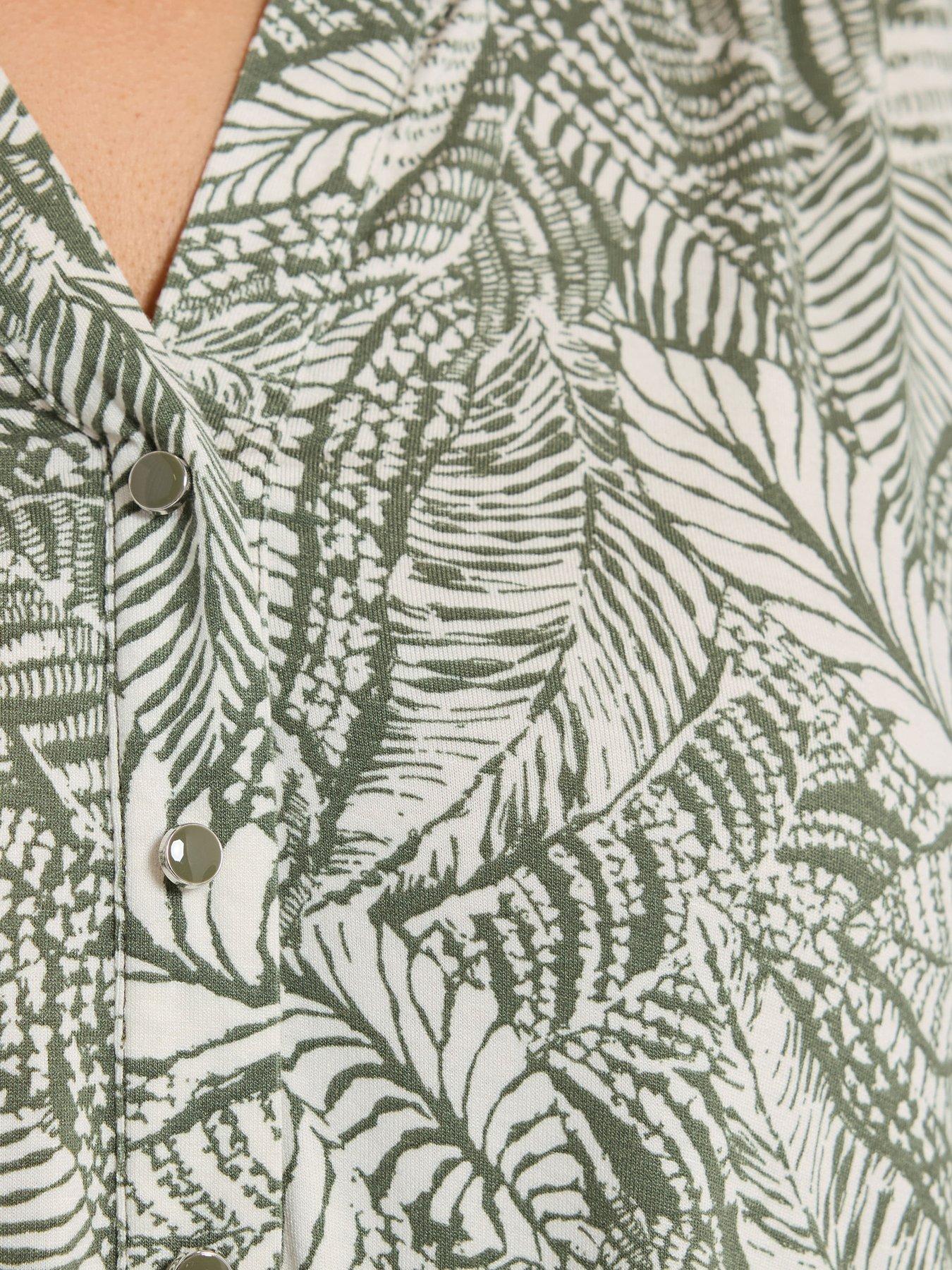 image of yours-curve-sleeveless-blouse