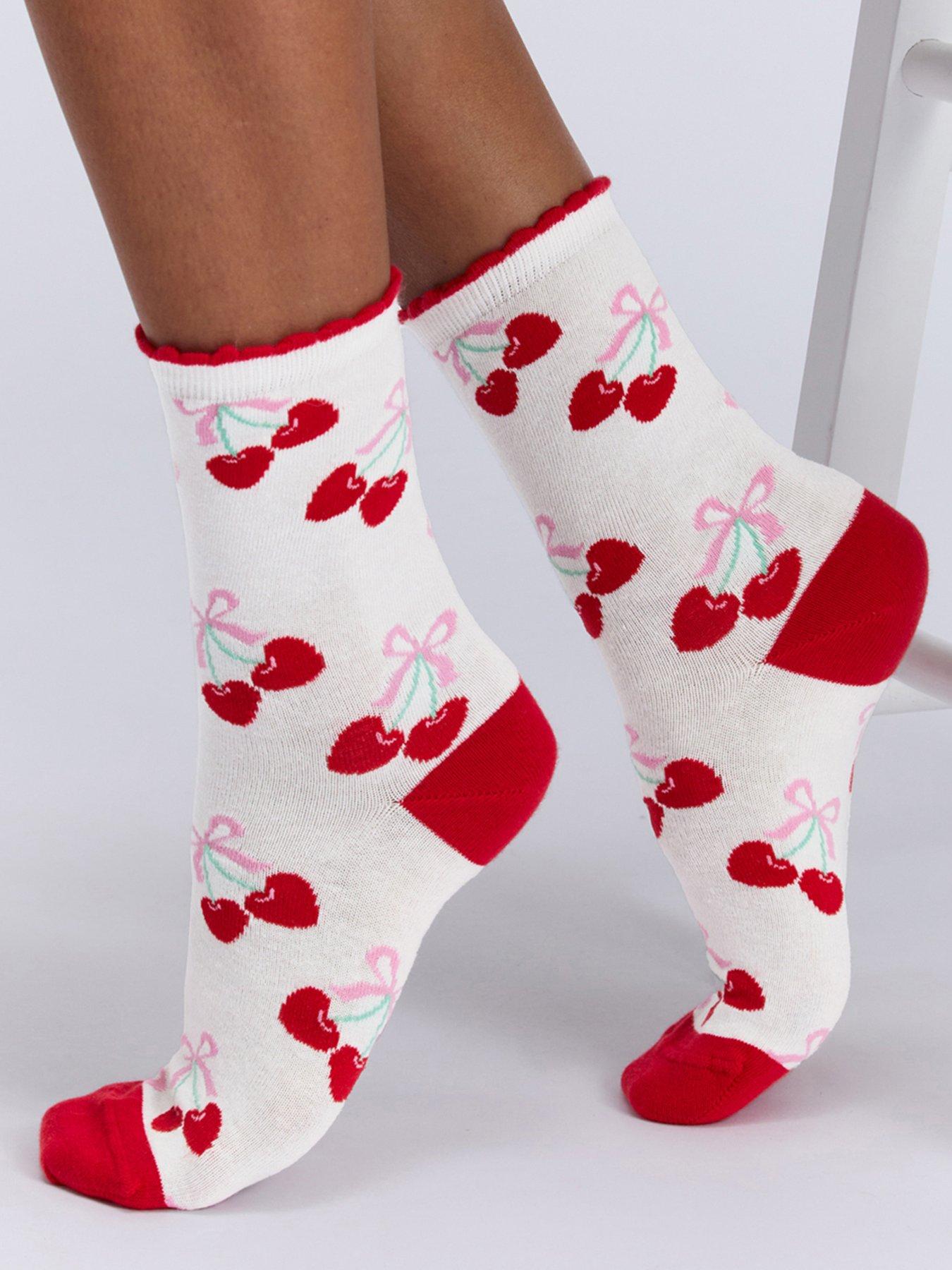  image of boux-avenue-cherry-amp-hearts-4pk-gift-box-red-mix