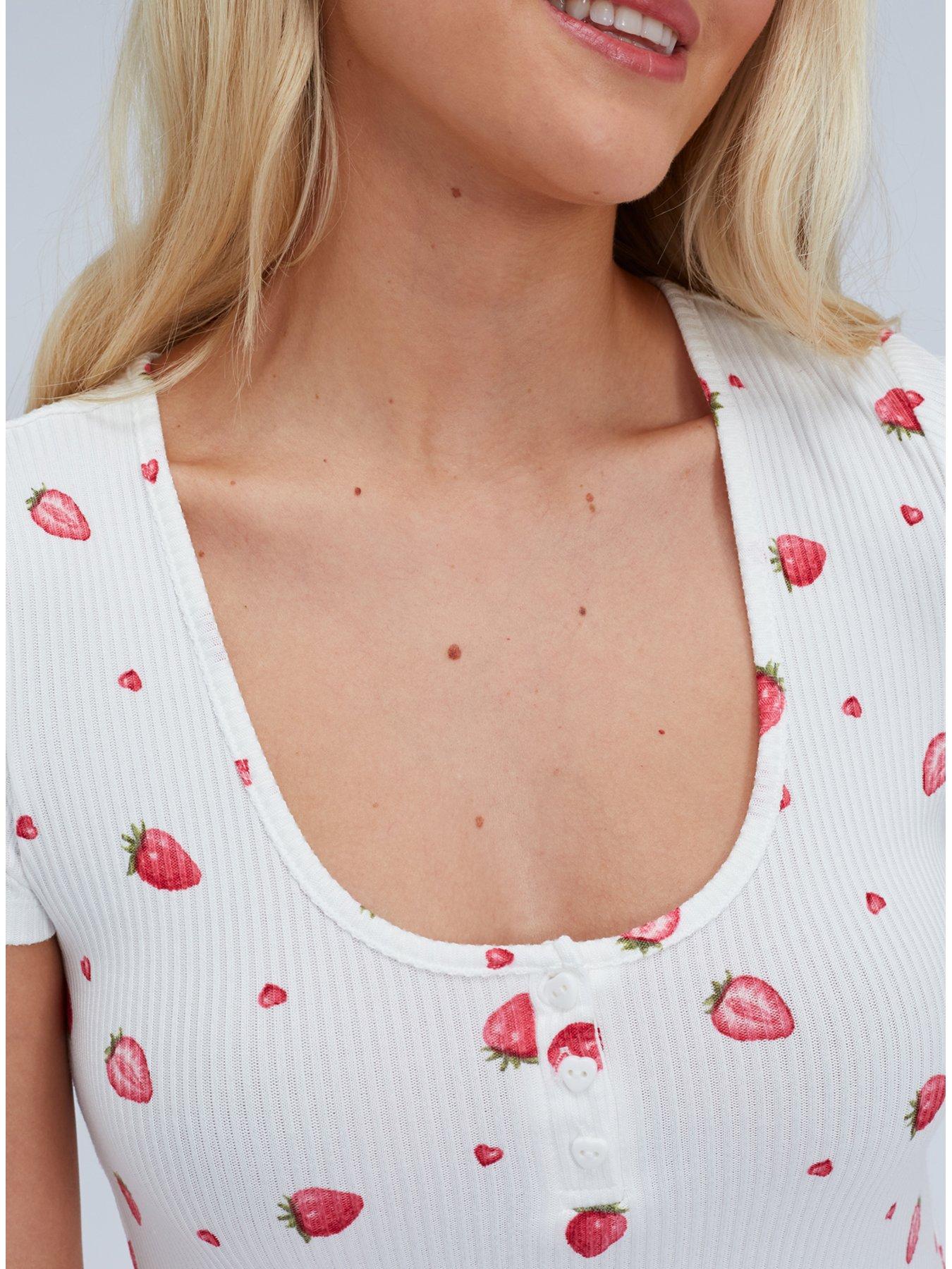 Image 4 of 7 of Boux Avenue Strawberry Rib Pyjama Set - Ivory Mix